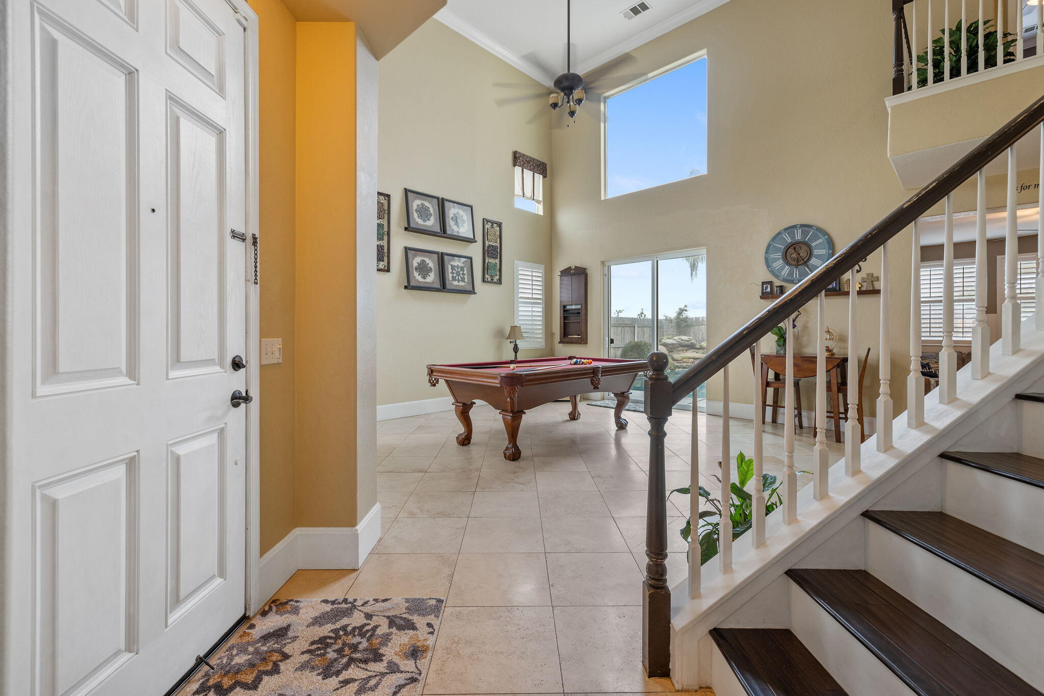 1823 Rothschild Ave, Tulare, CA 93274