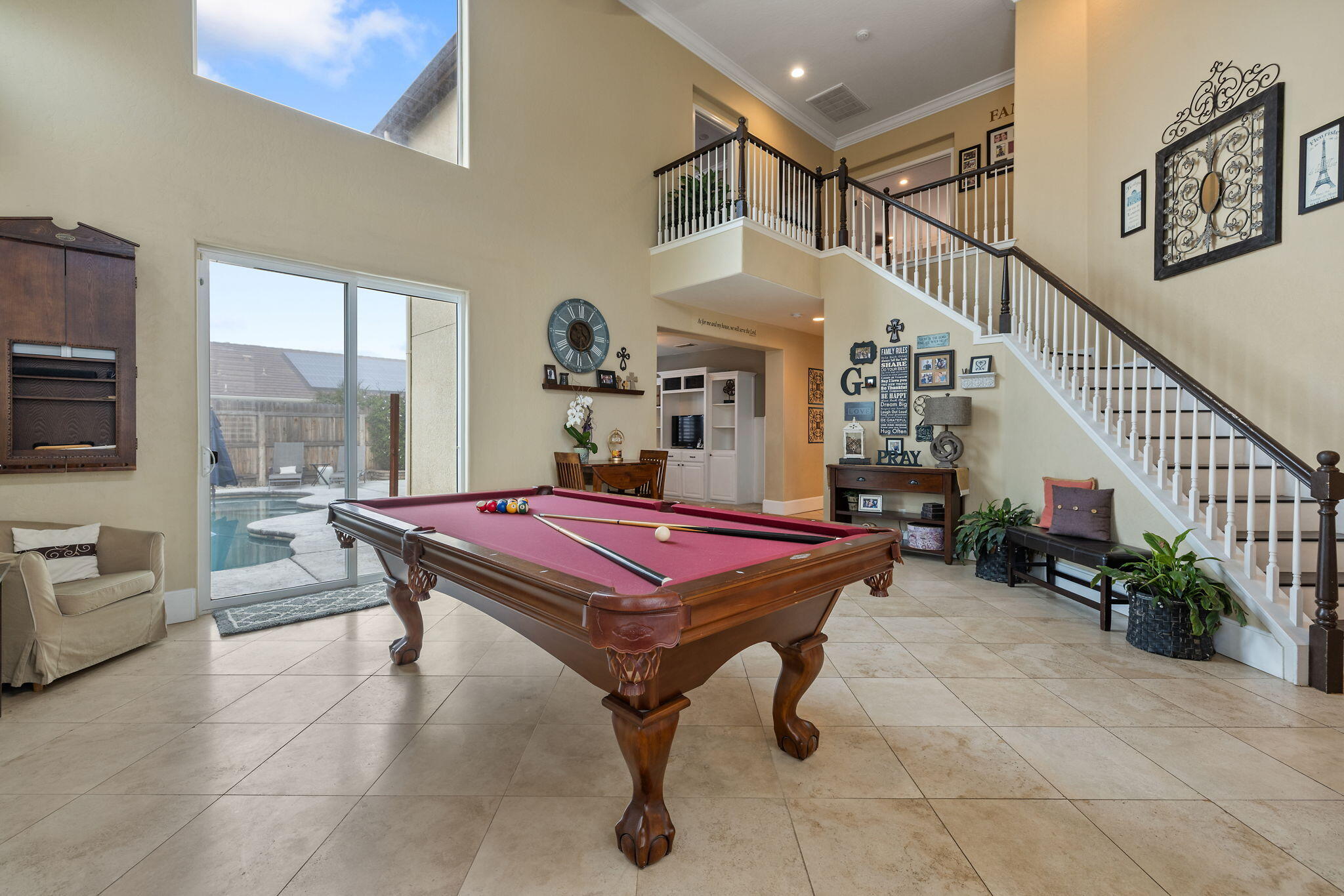 1823 Rothschild Ave, Tulare, CA 93274