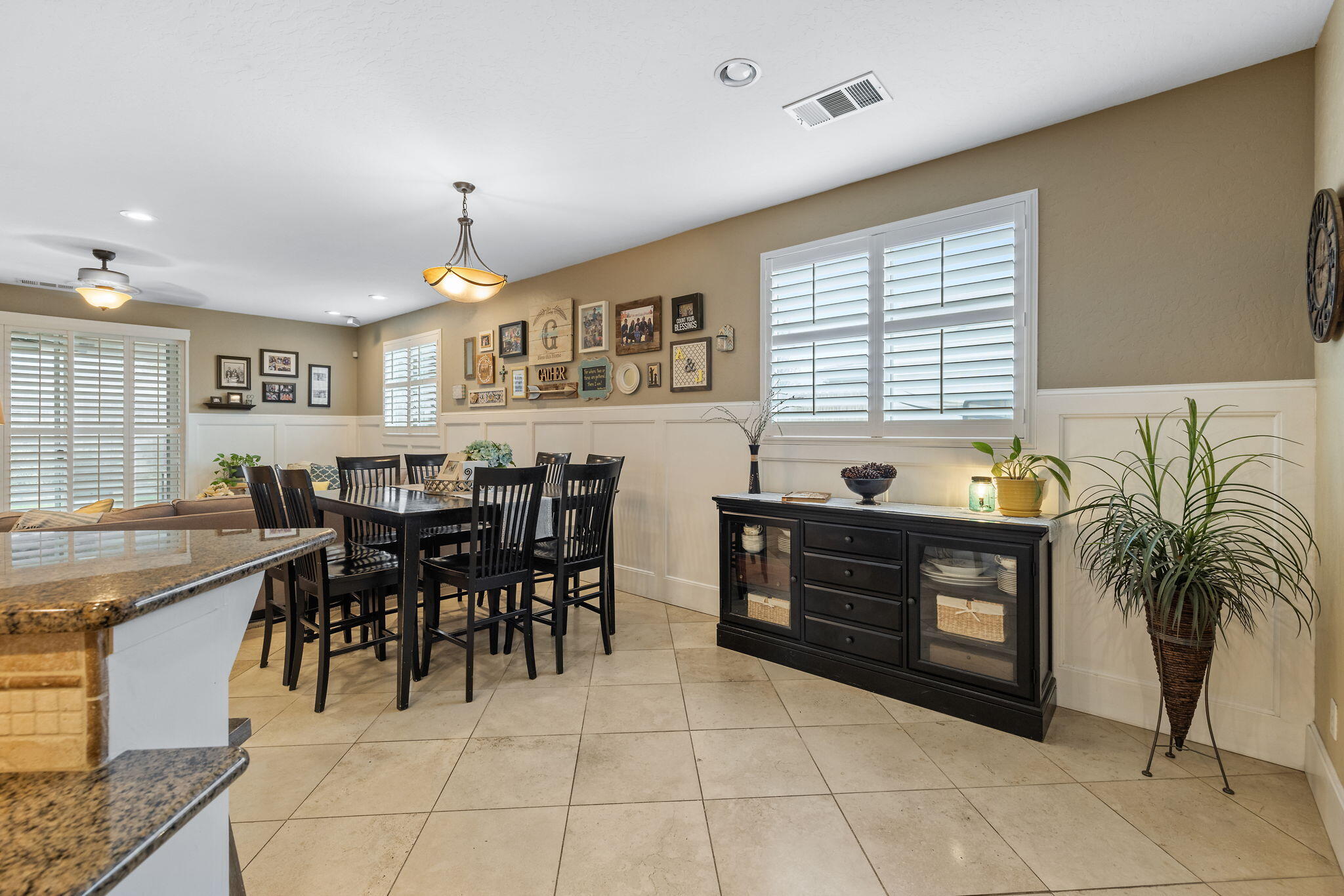 1823 Rothschild Ave, Tulare, CA 93274