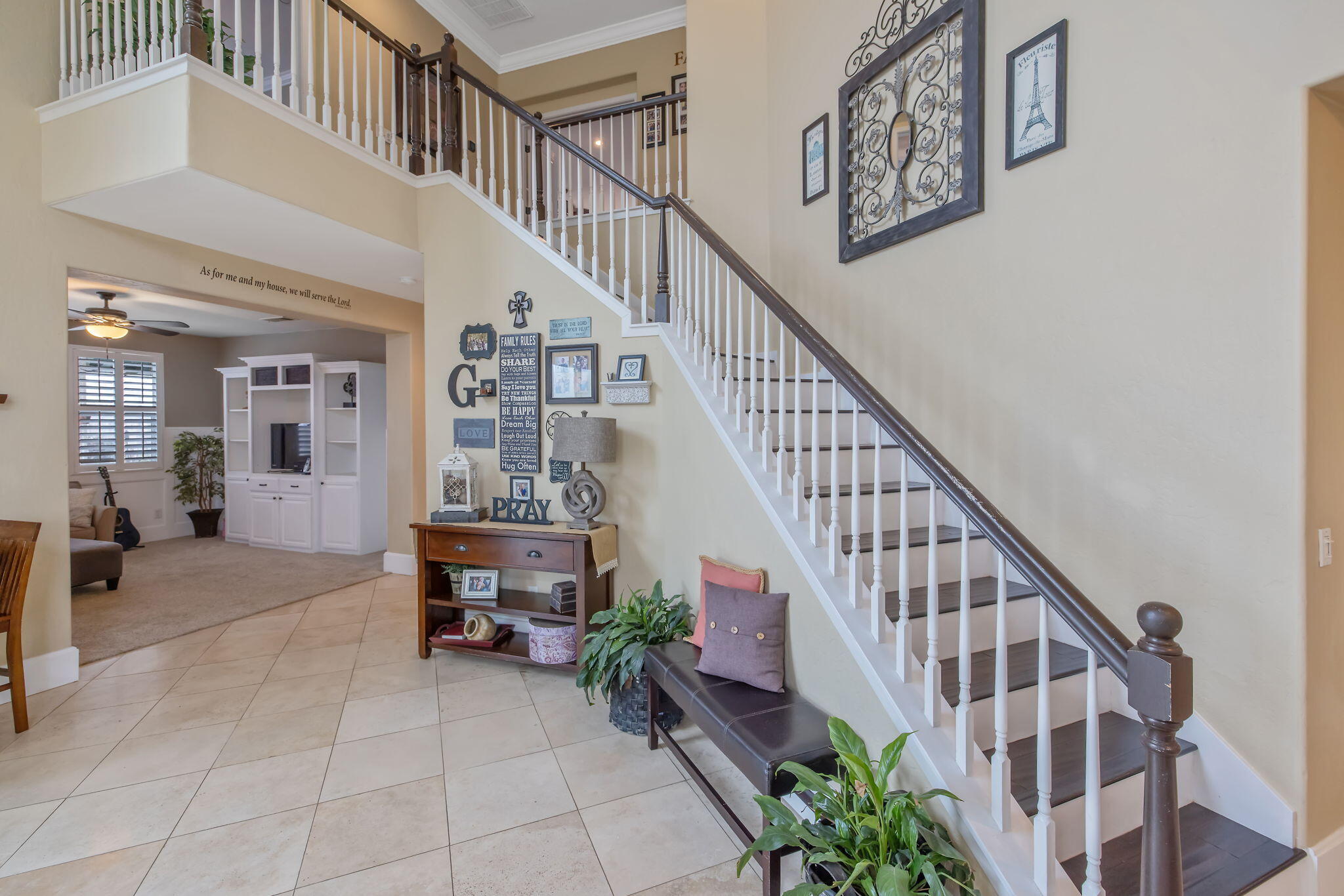 1823 Rothschild Ave, Tulare, CA 93274