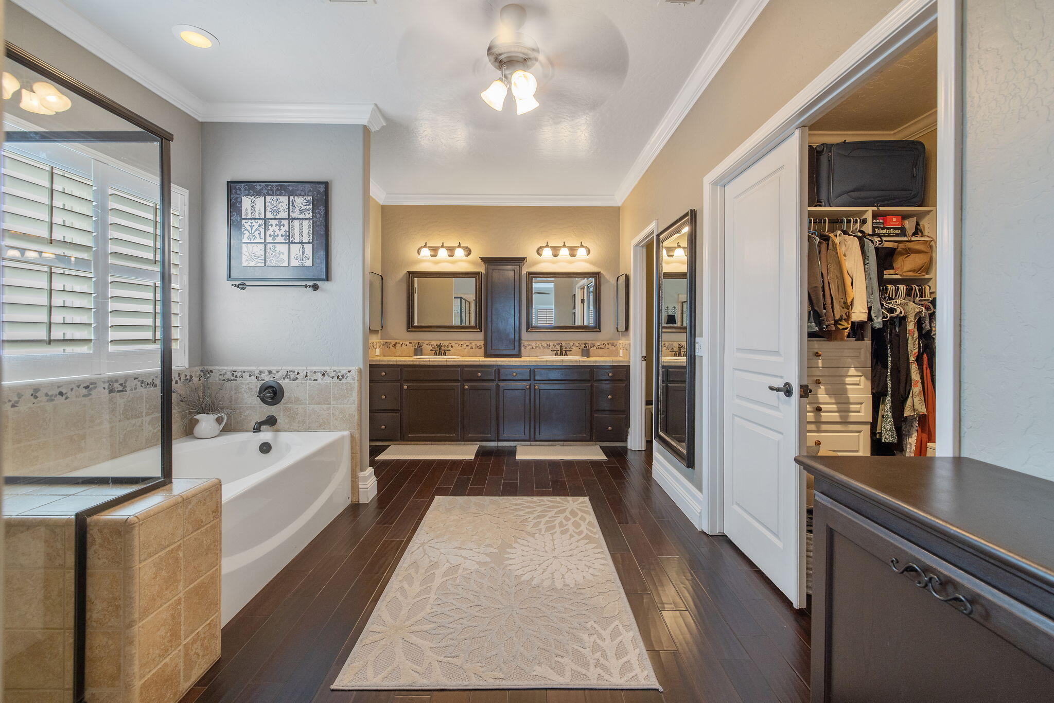 1823 Rothschild Ave, Tulare, CA 93274