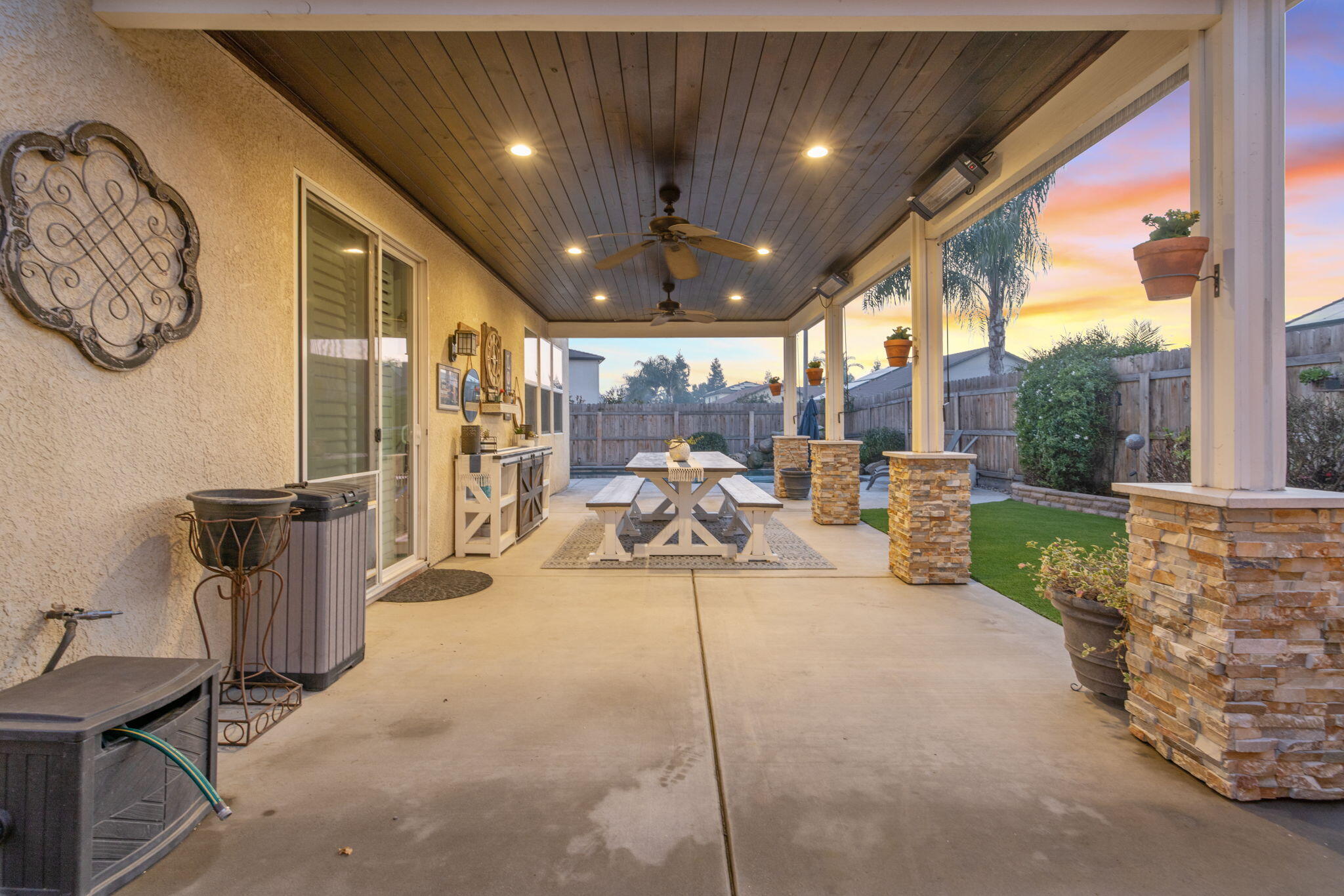 1823 Rothschild Ave, Tulare, CA 93274