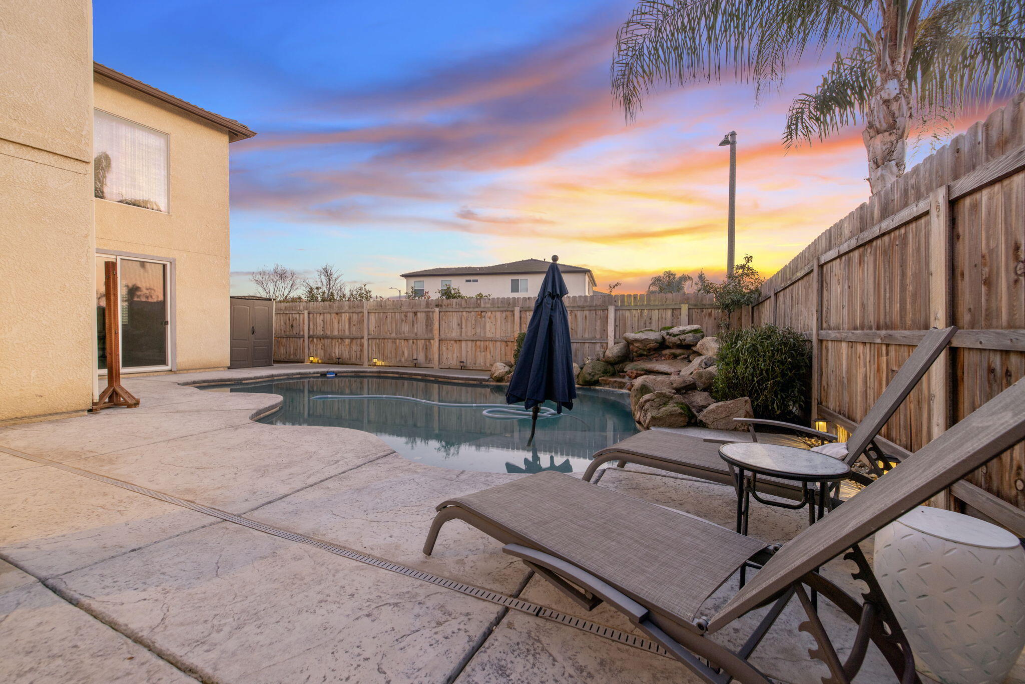 1823 Rothschild Ave, Tulare, CA 93274