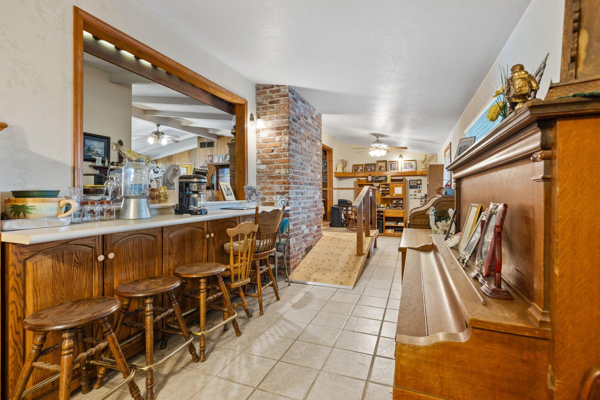 29979 Rd 196, Exeter, CA 93221