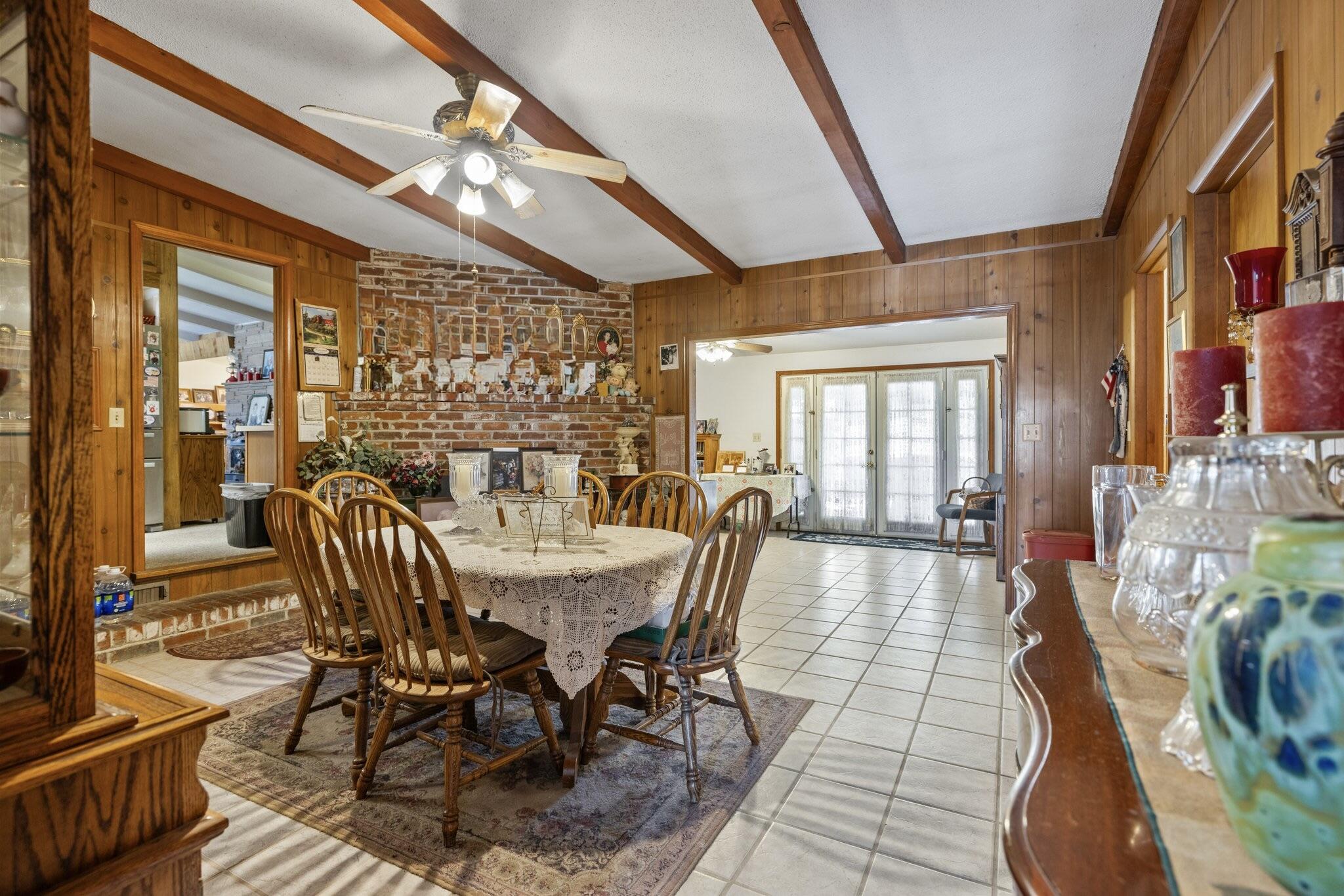 29979 Rd 196, Exeter, CA 93221