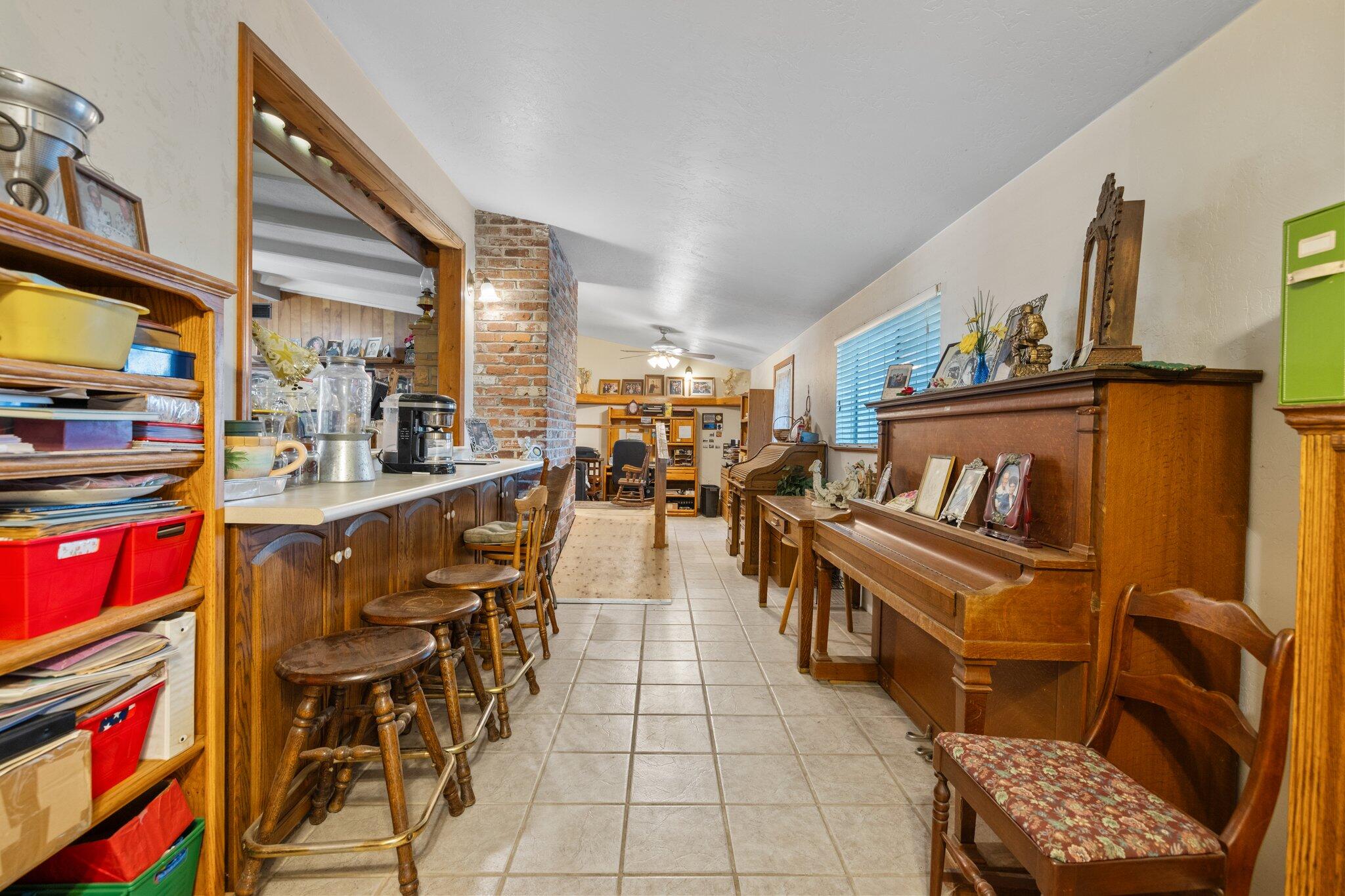 29979 Rd 196, Exeter, CA 93221