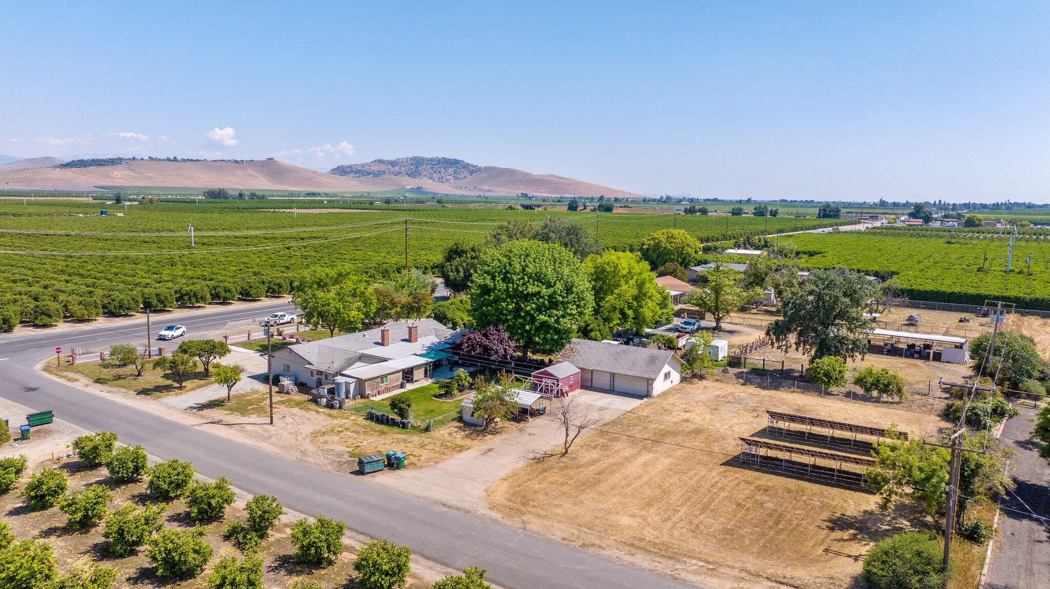 29979 Rd 196, Exeter, CA 93221