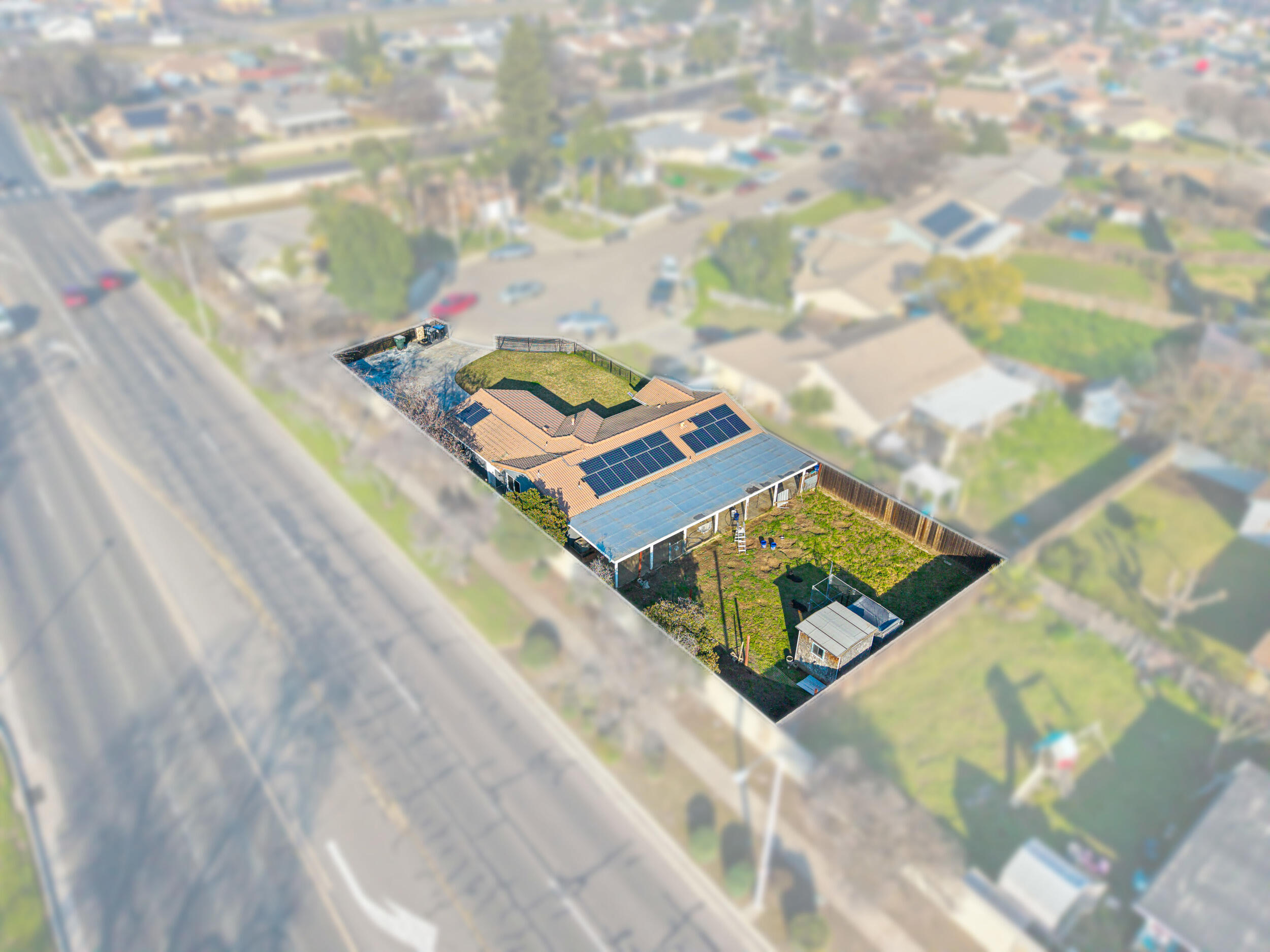 441 W Glenhaven Ct, Visalia, CA 93291