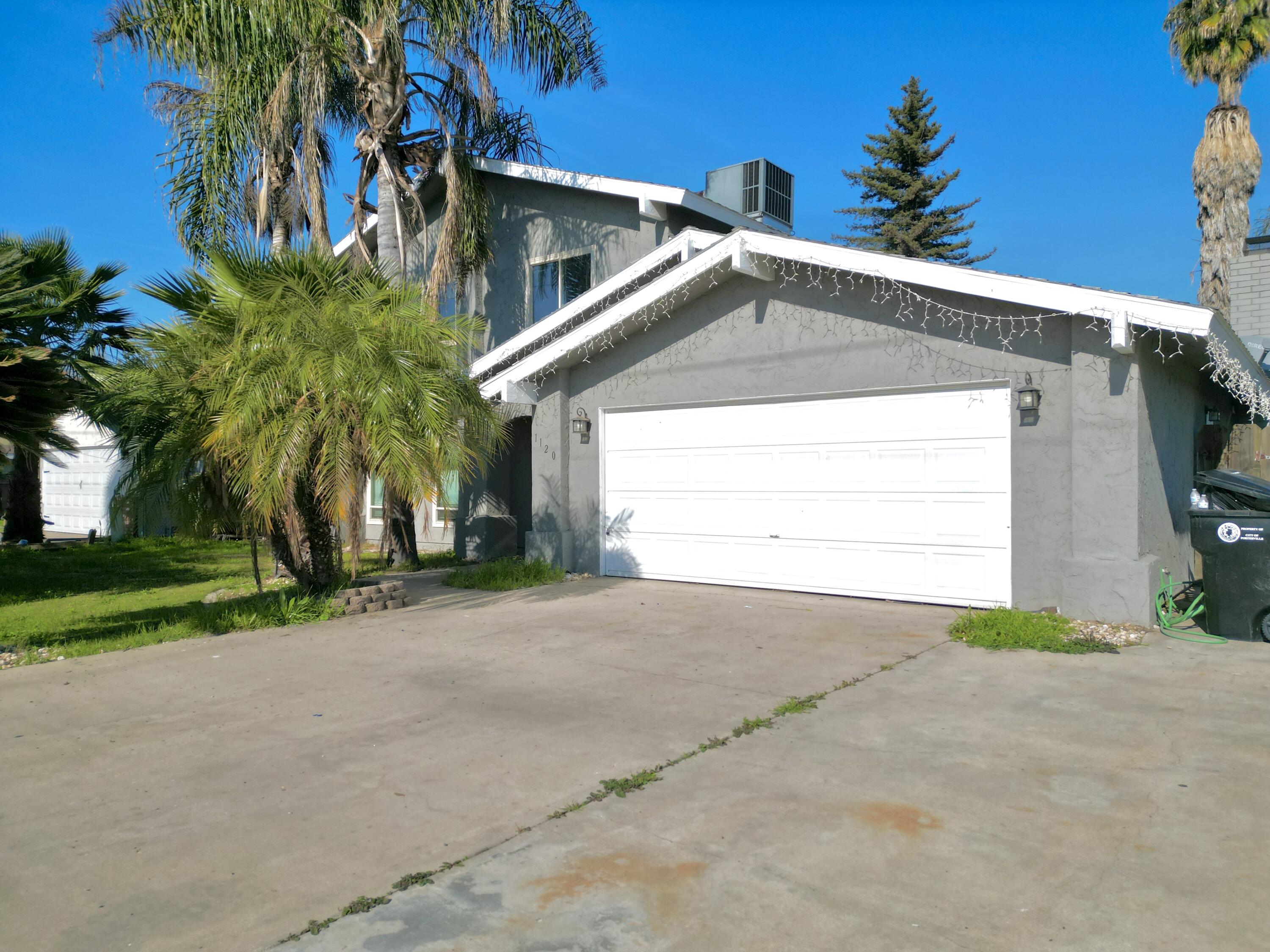 1120 W Mulberry Ave, Porterville, CA 93257