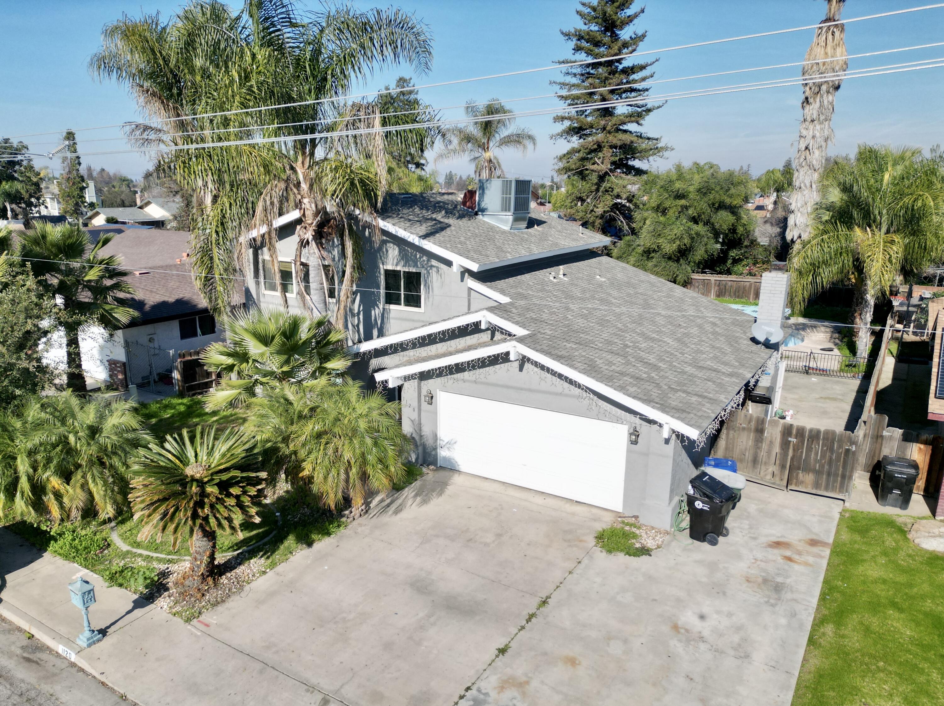 1120 W Mulberry Ave, Porterville, CA 93257