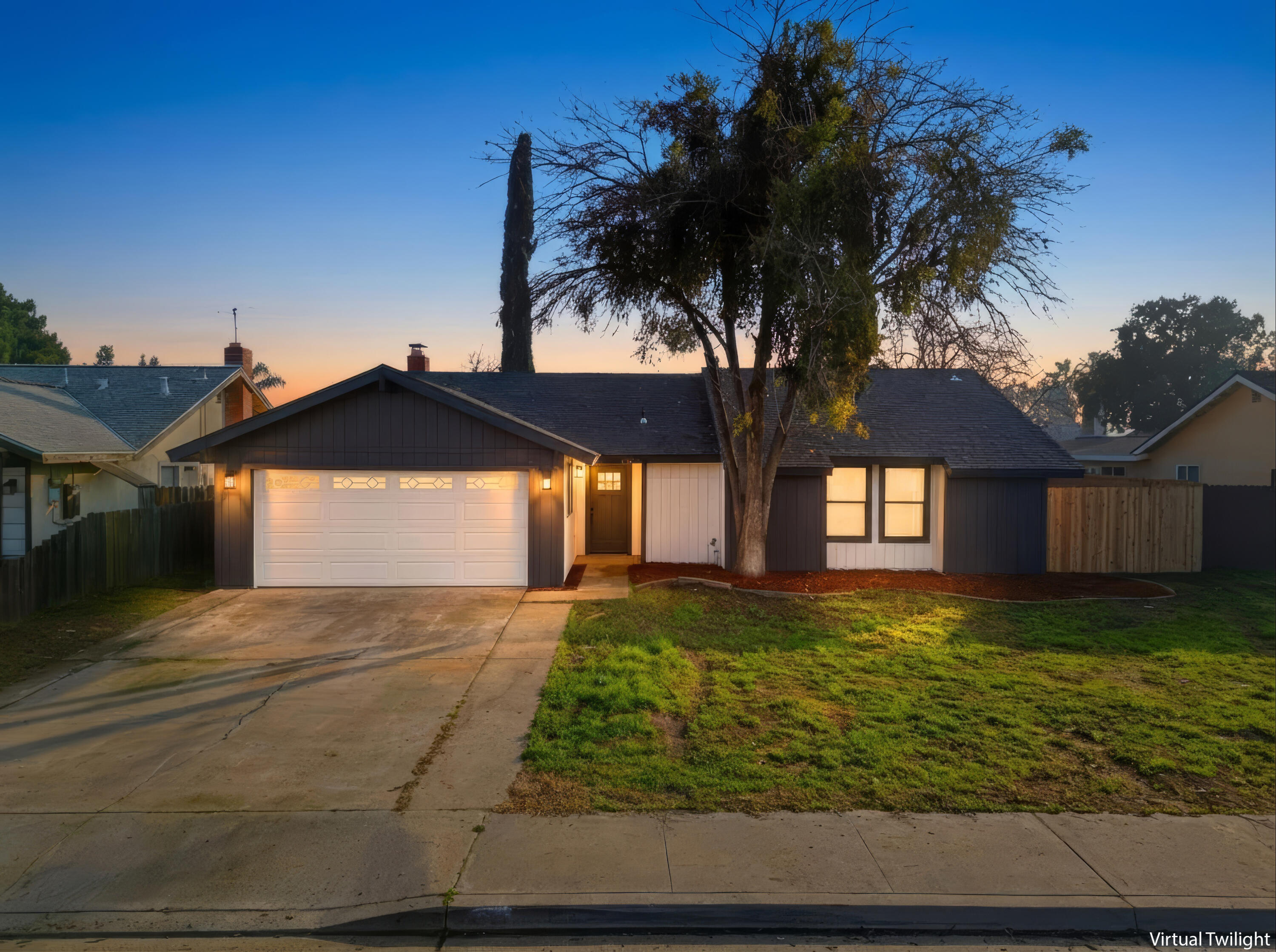 283 Mercedes Ln, Lemoore, CA 93245