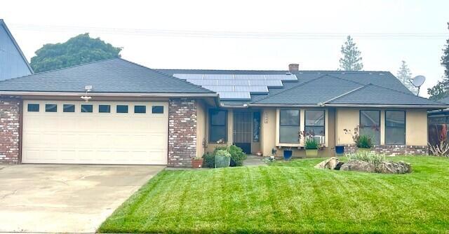 3345 S Jackie St, Visalia, CA 93277