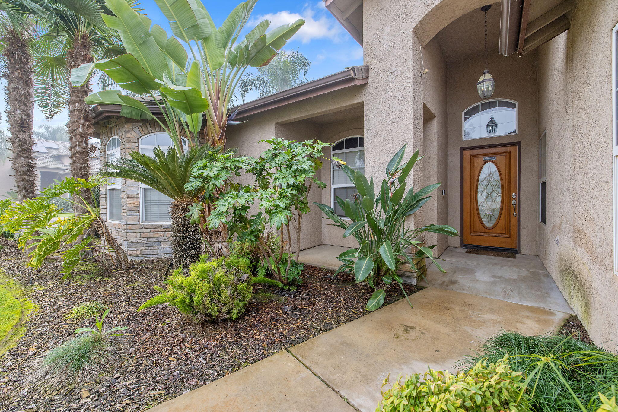 3047 S La Mesa Ct, Visalia, CA 93292