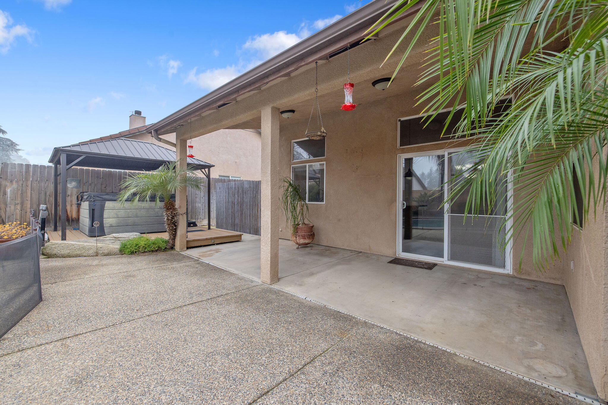 3047 S La Mesa Ct, Visalia, CA 93292