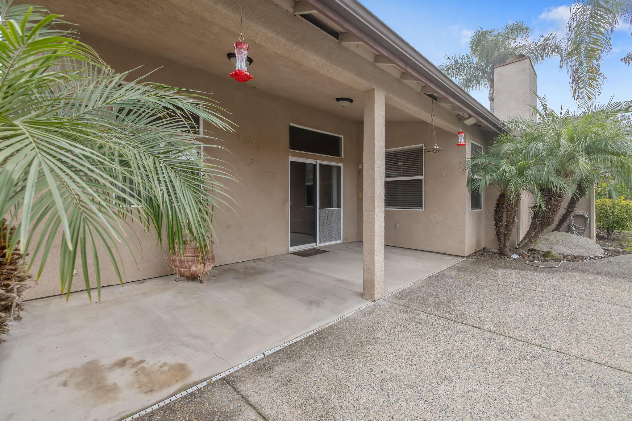 3047 S La Mesa Ct, Visalia, CA 93292