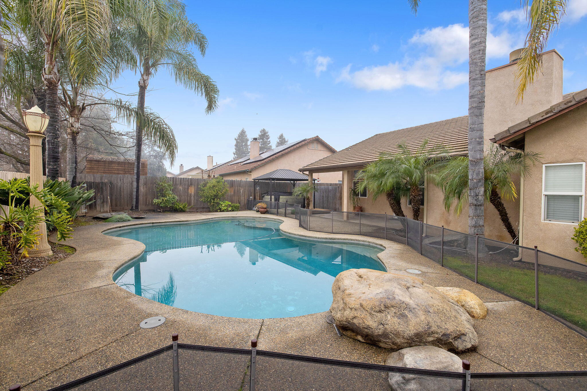 3047 S La Mesa Ct, Visalia, CA 93292