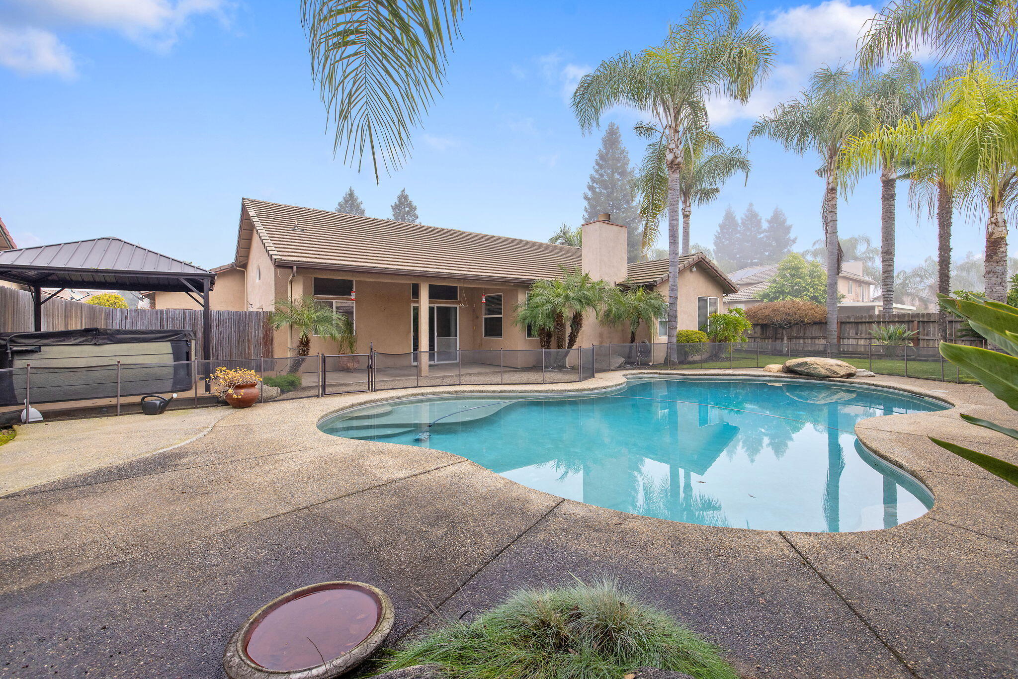 3047 S La Mesa Ct, Visalia, CA 93292