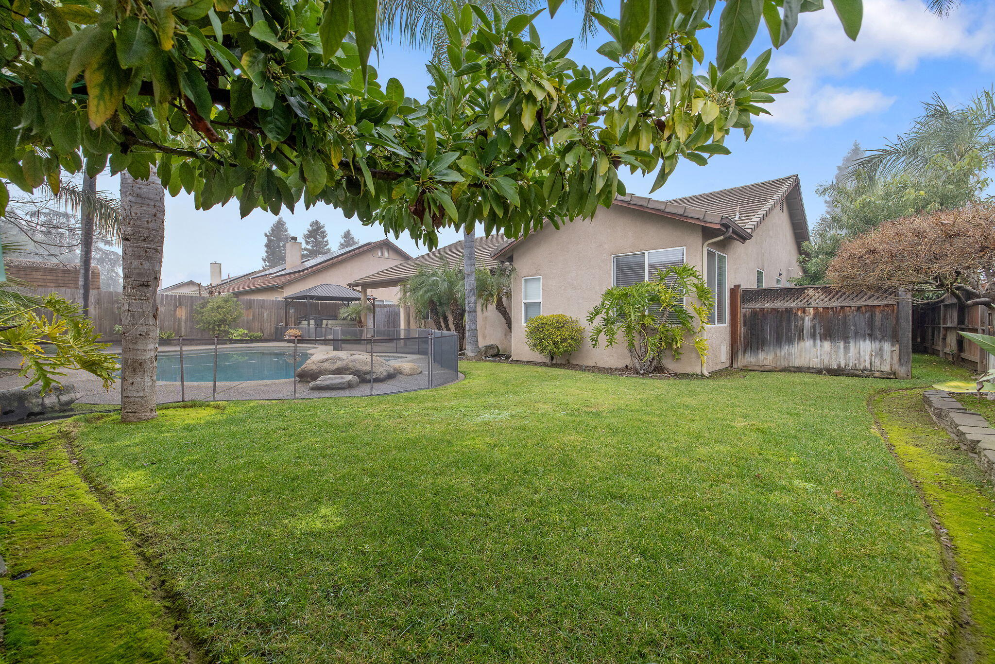 3047 S La Mesa Ct, Visalia, CA 93292