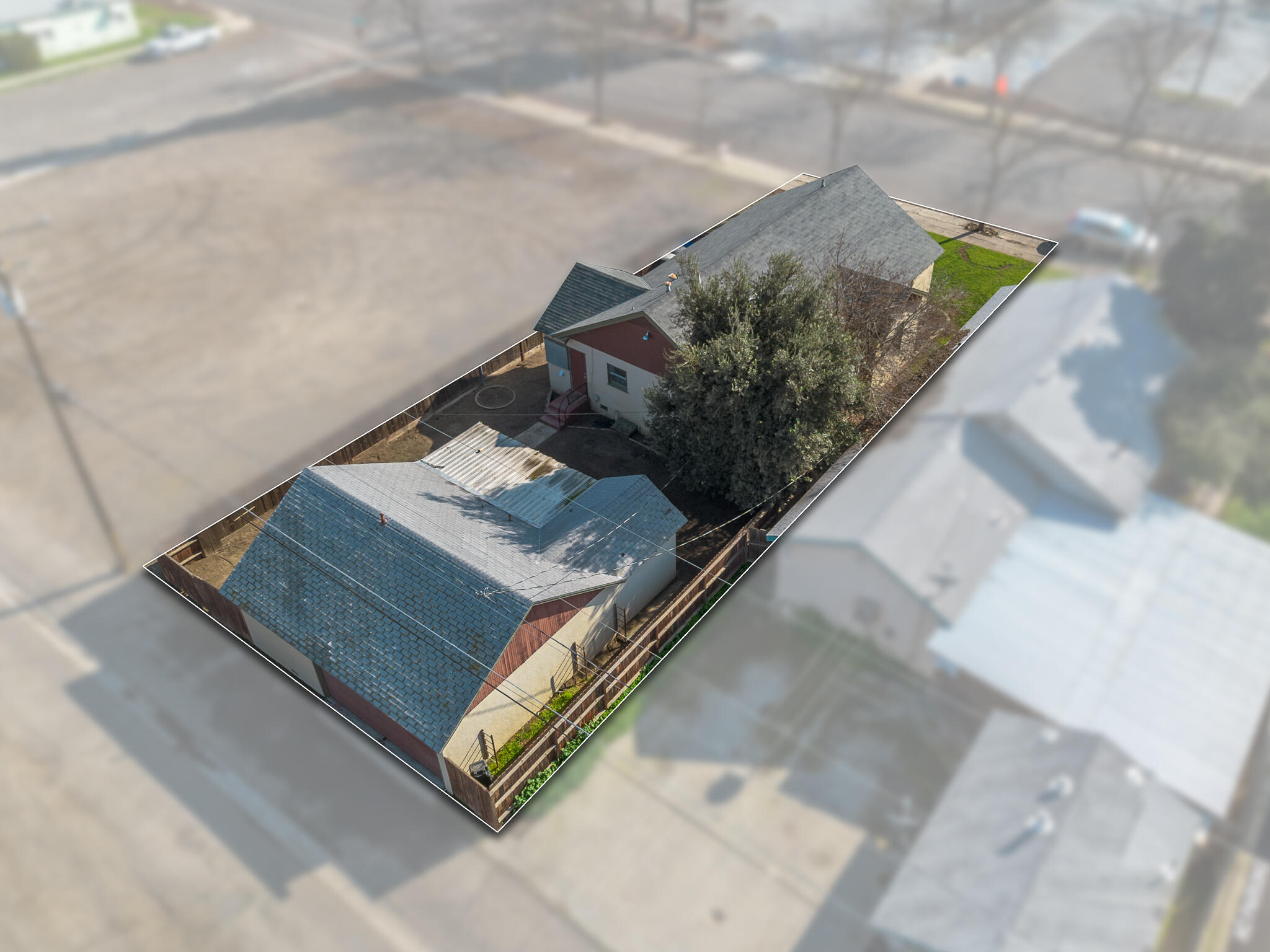 1206 W Center Ave, Visalia, CA 93291