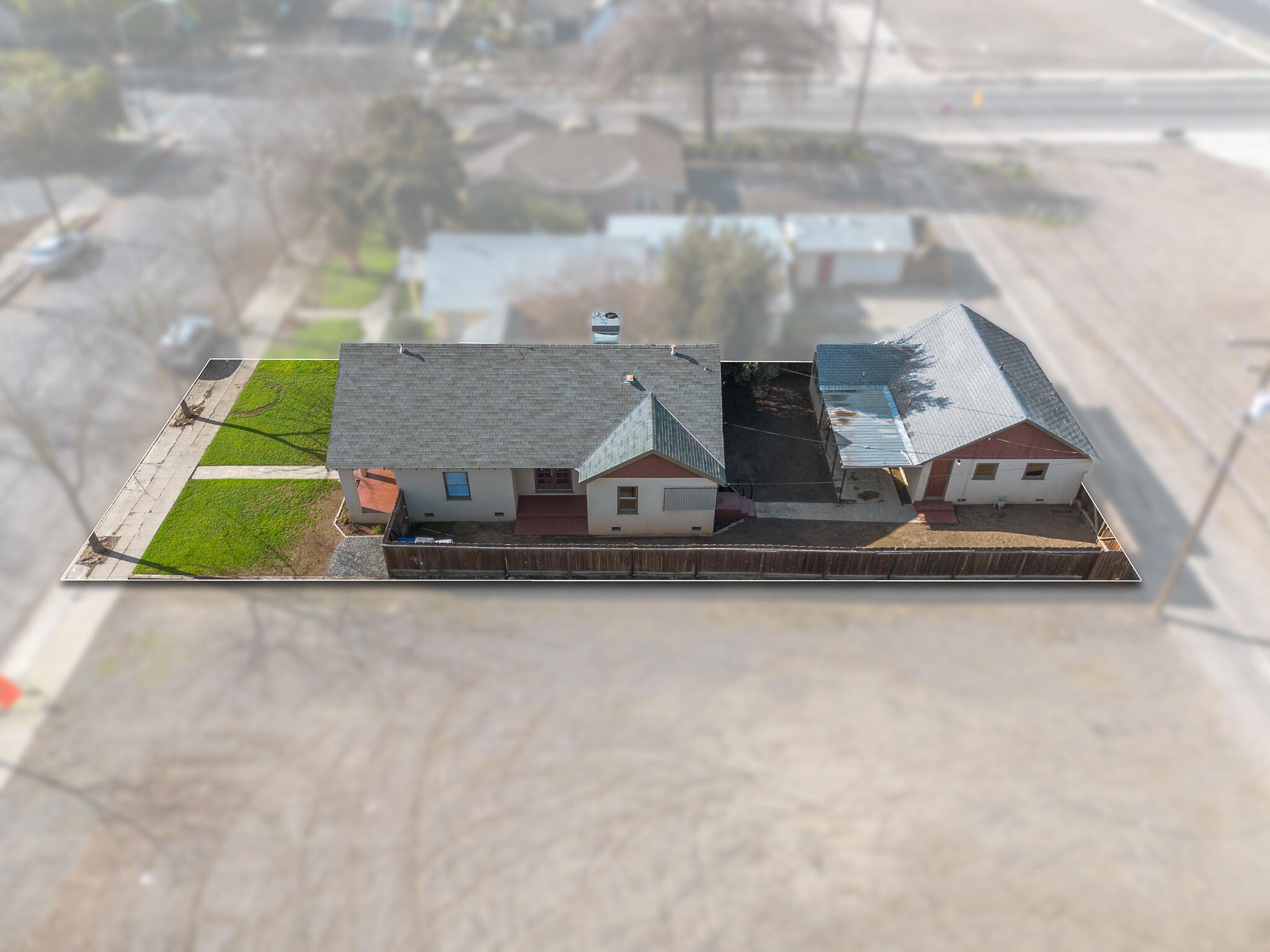 1206 W Center Ave, Visalia, CA 93291