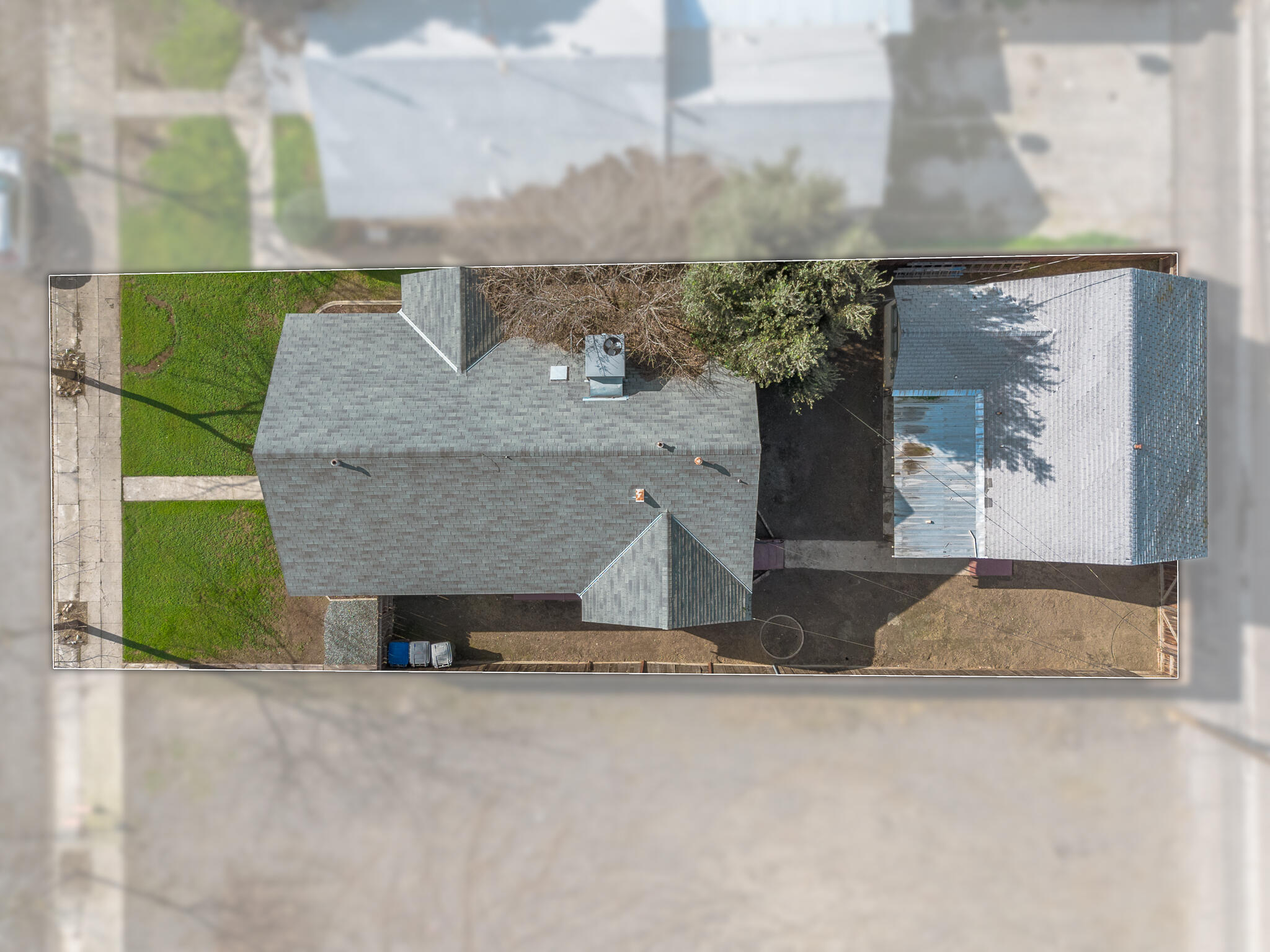 1206 W Center Ave, Visalia, CA 93291