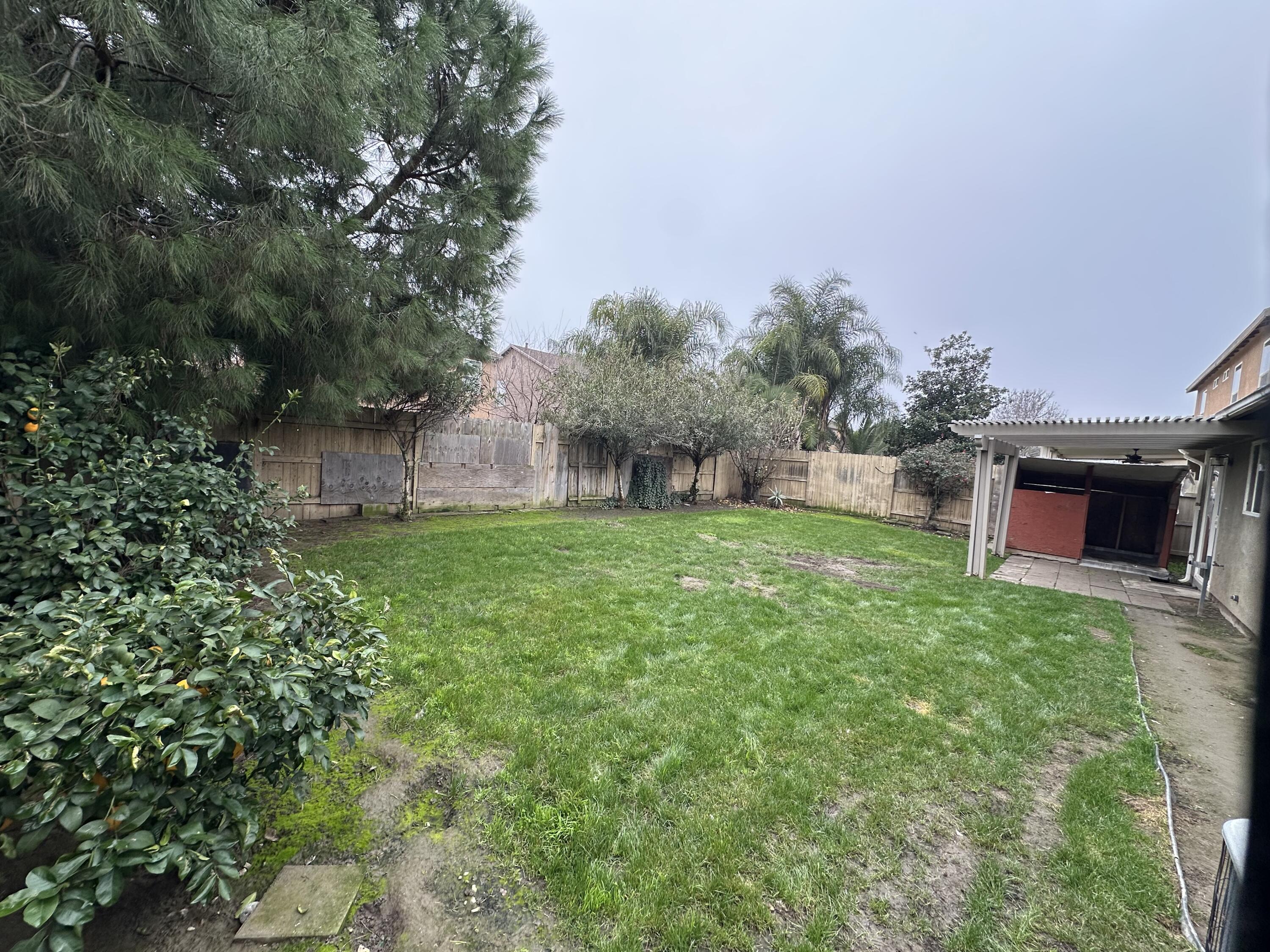 2247 Poppyview Ct, Tulare, CA 93274