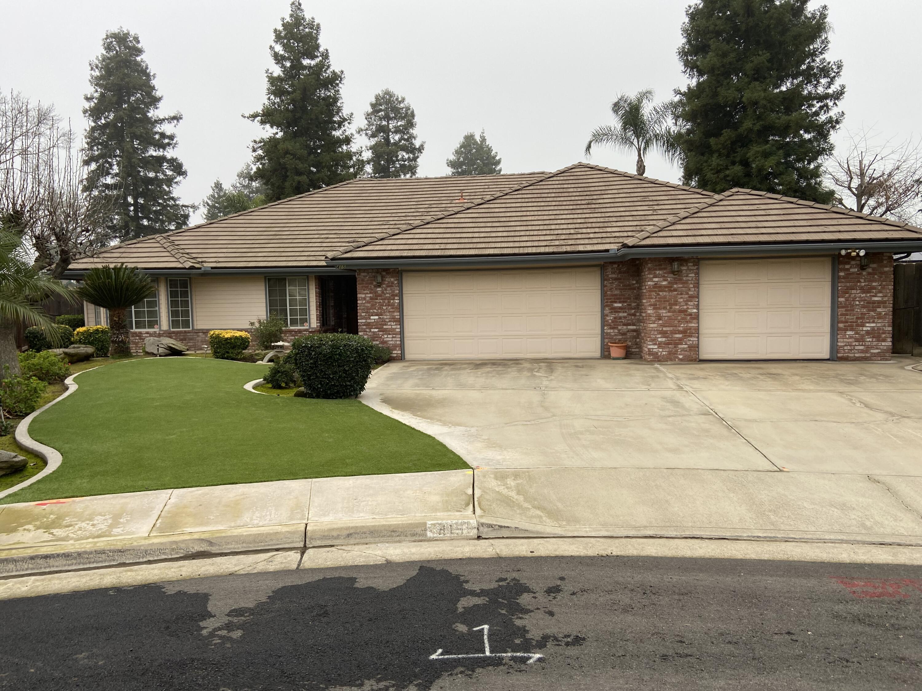 415 Colby Pl, Porterville, CA 93257
