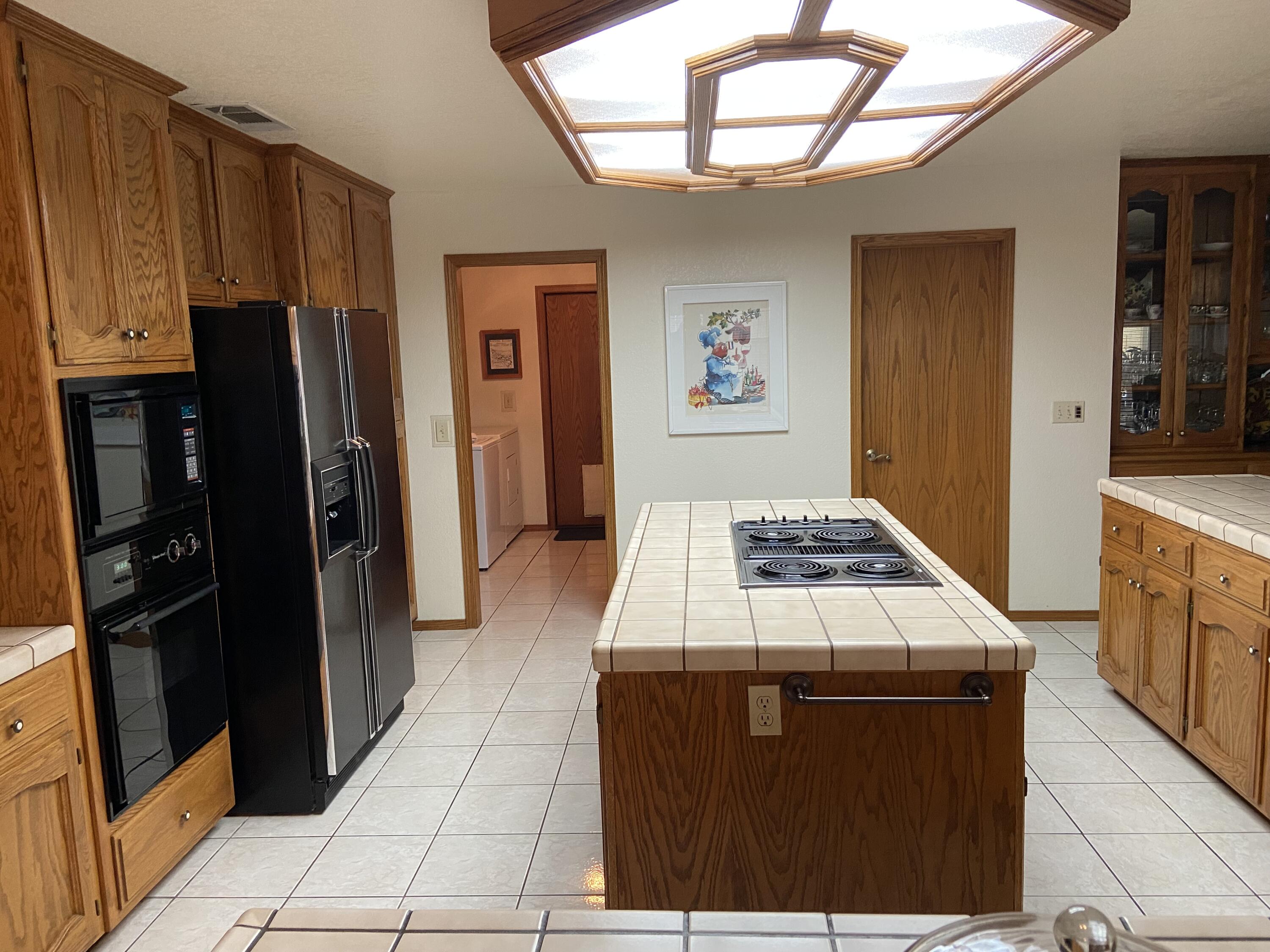 415 Colby Pl, Porterville, CA 93257