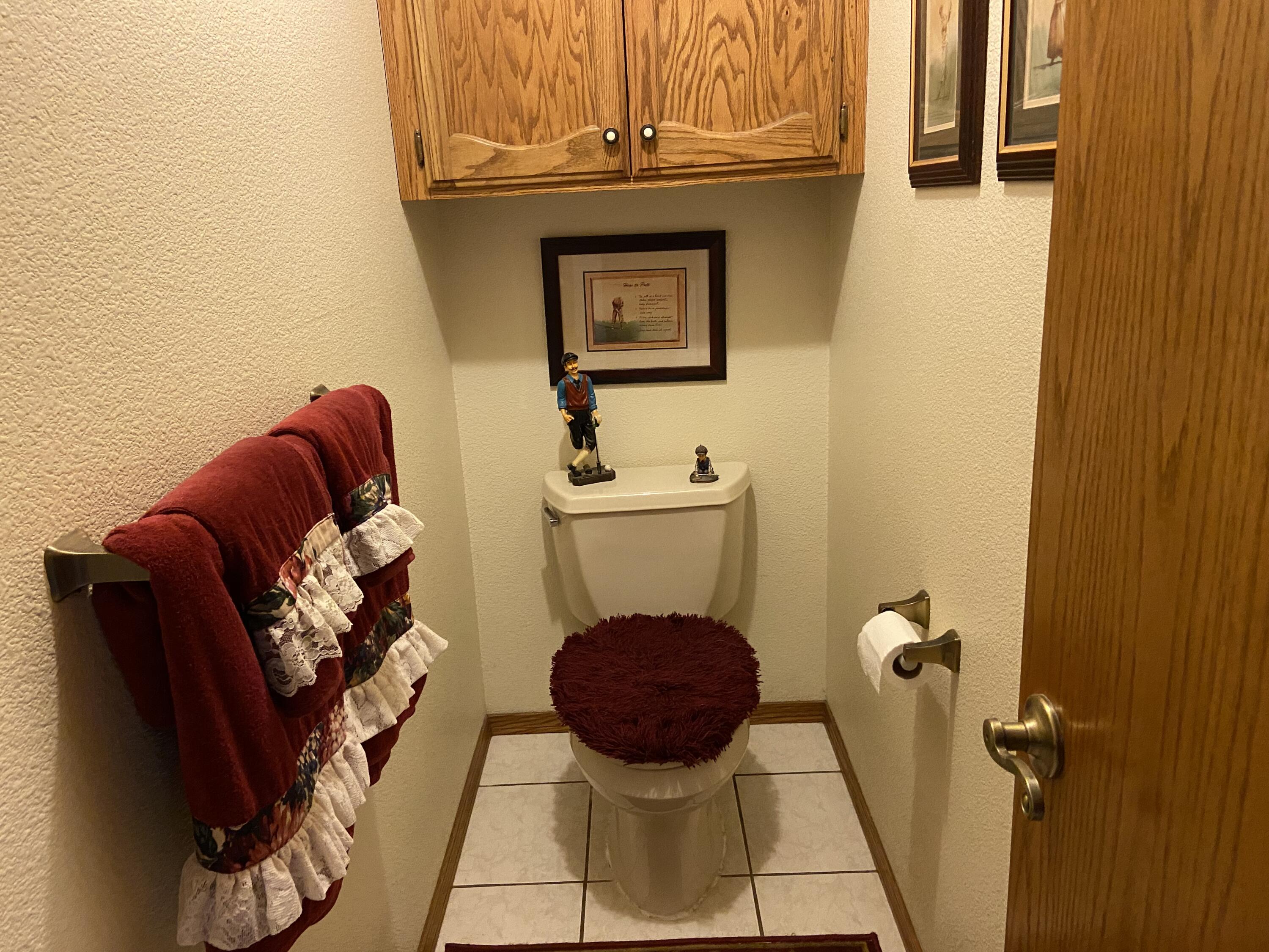 415 Colby Pl, Porterville, CA 93257