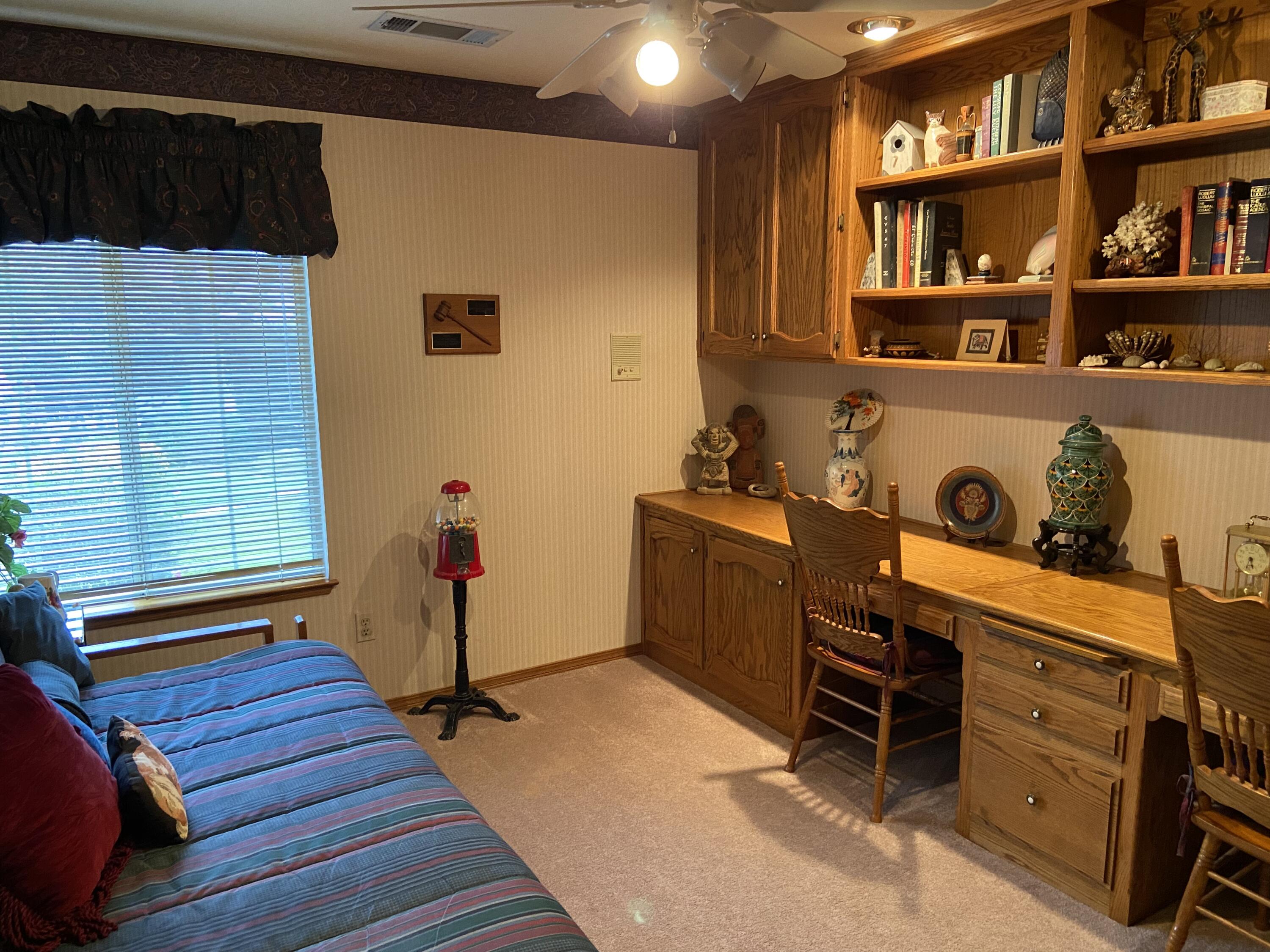 415 Colby Pl, Porterville, CA 93257