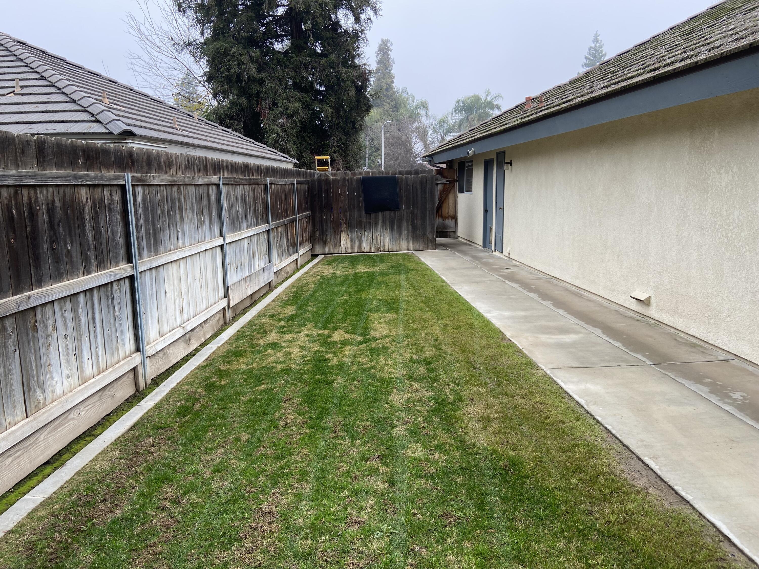 415 Colby Pl, Porterville, CA 93257