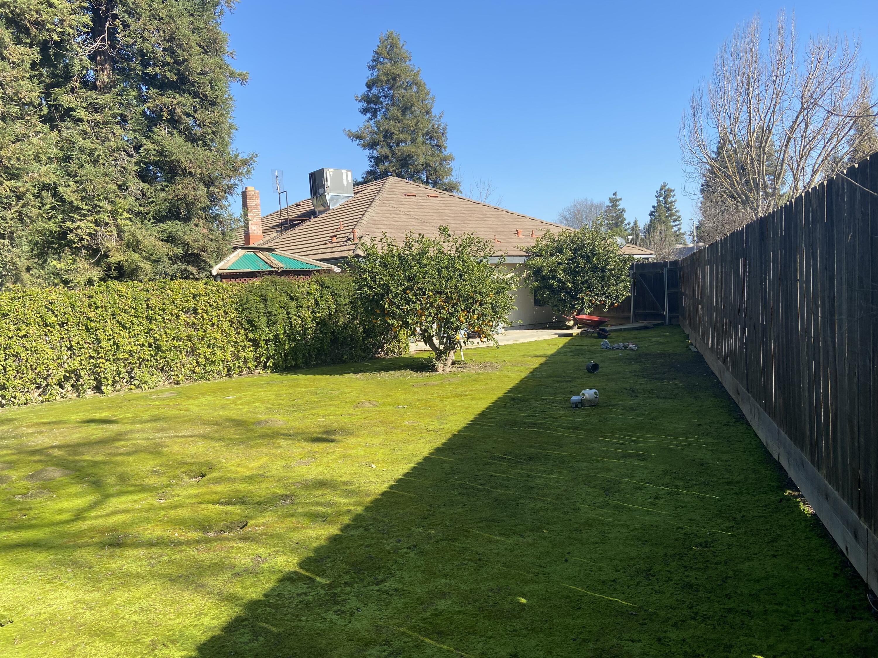 415 Colby Pl, Porterville, CA 93257