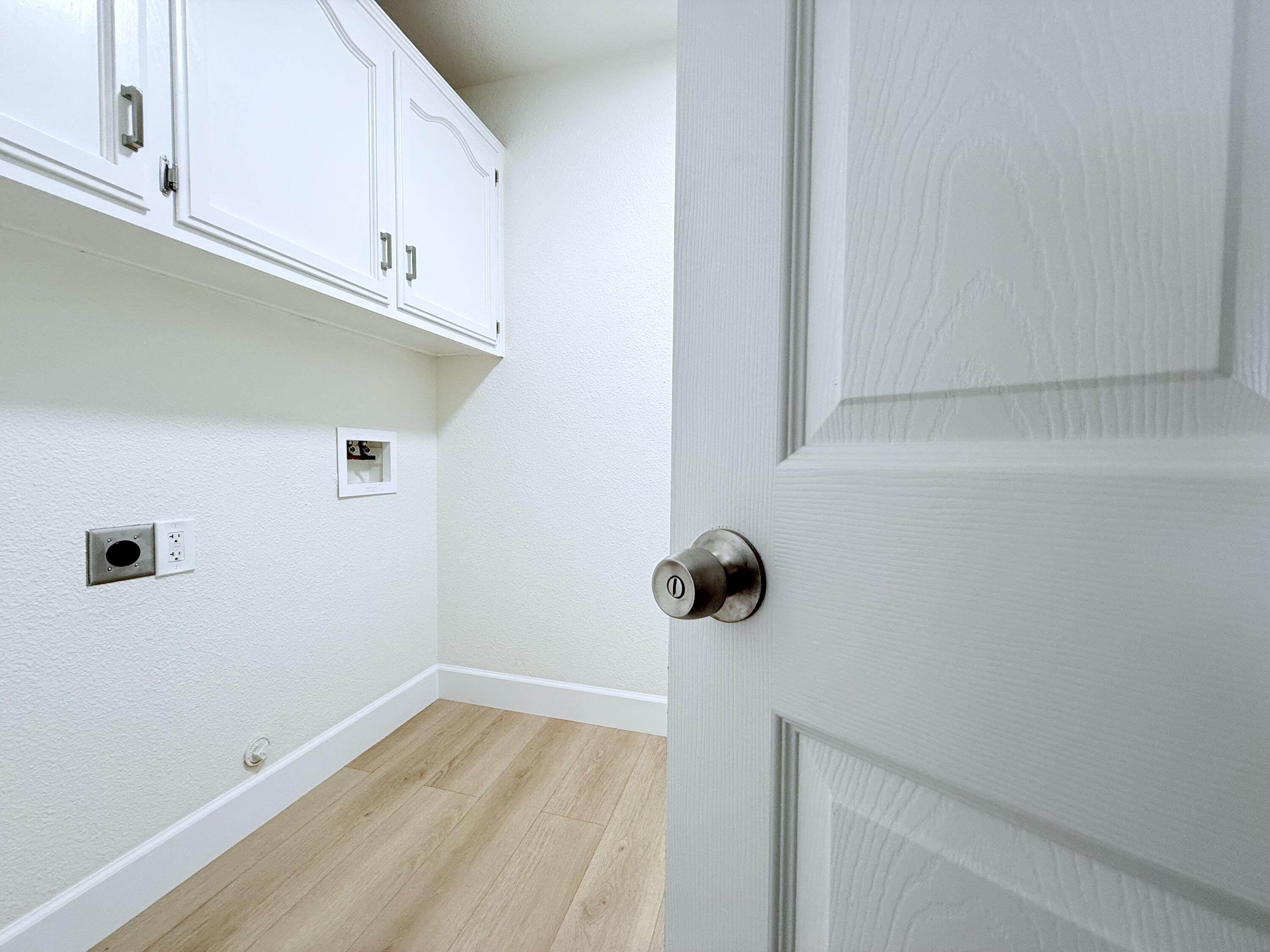 429 S Sacramento St, Tulare, CA 93274