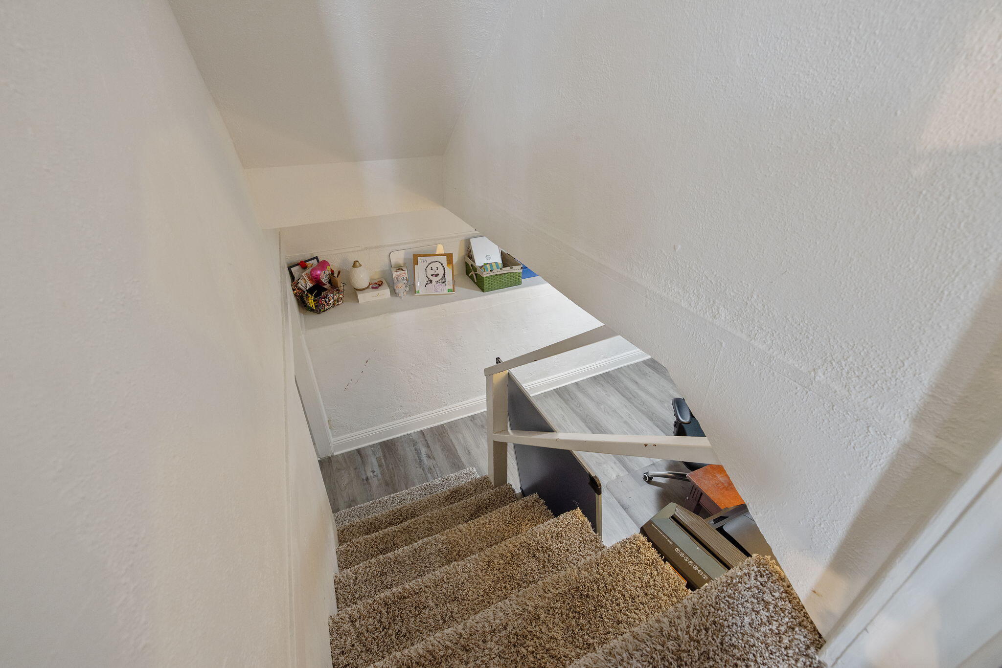 457 W Maple St, Exeter, CA 93221