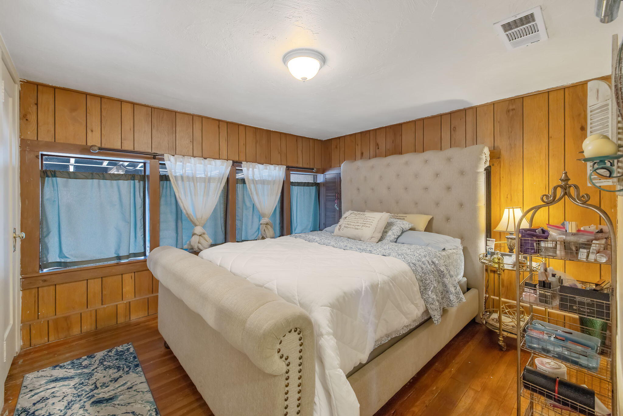 457 W Maple St, Exeter, CA 93221