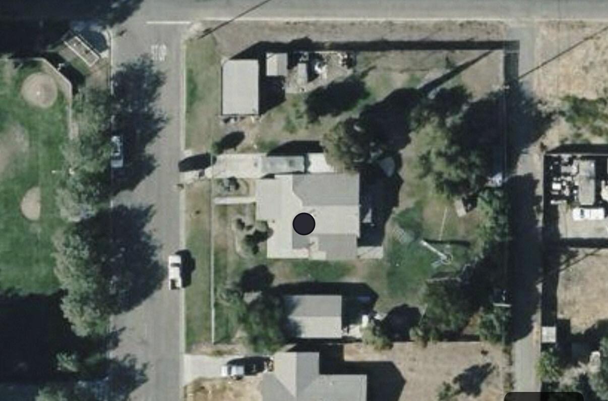 909 Flory Ave, Corcoran, CA 93212