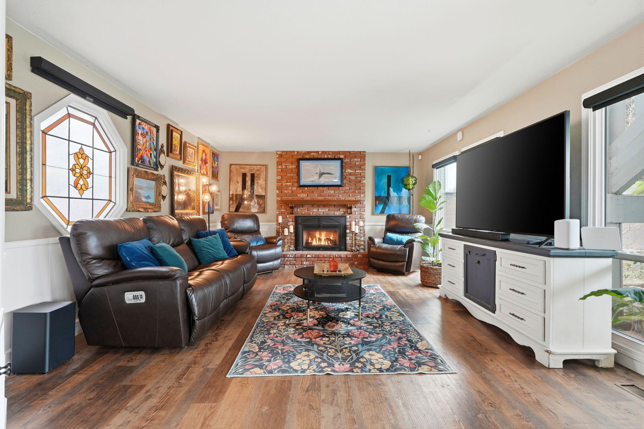 414 N Fulgham St, Visalia, CA 93291