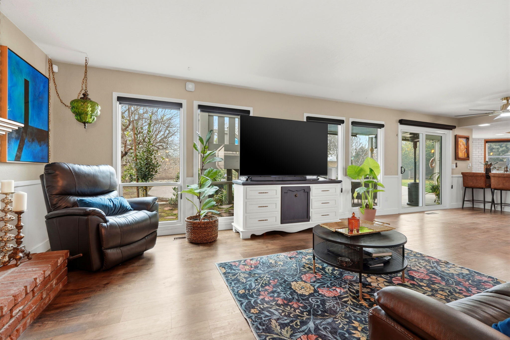 414 N Fulgham St, Visalia, CA 93291