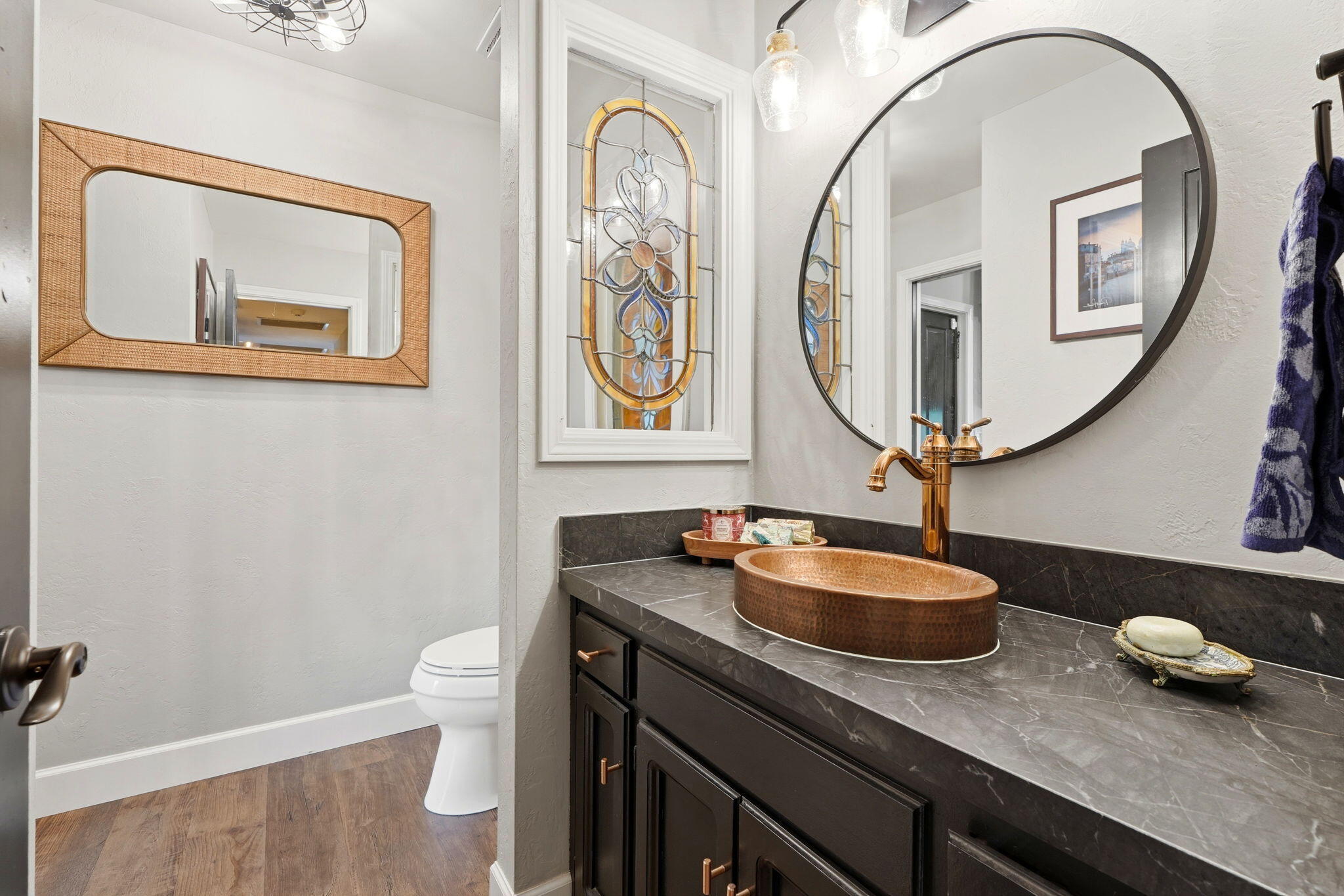 414 N Fulgham St, Visalia, CA 93291