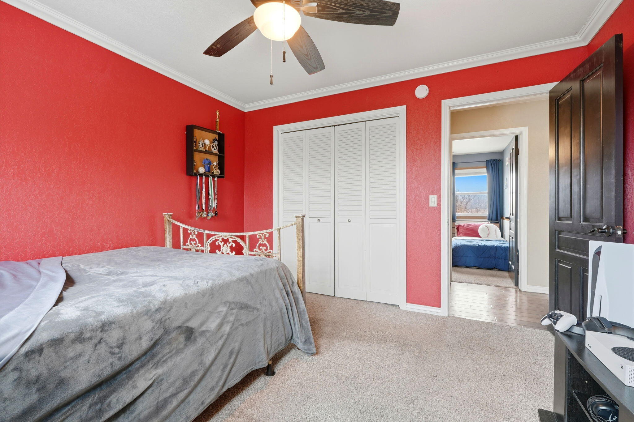 414 N Fulgham St, Visalia, CA 93291