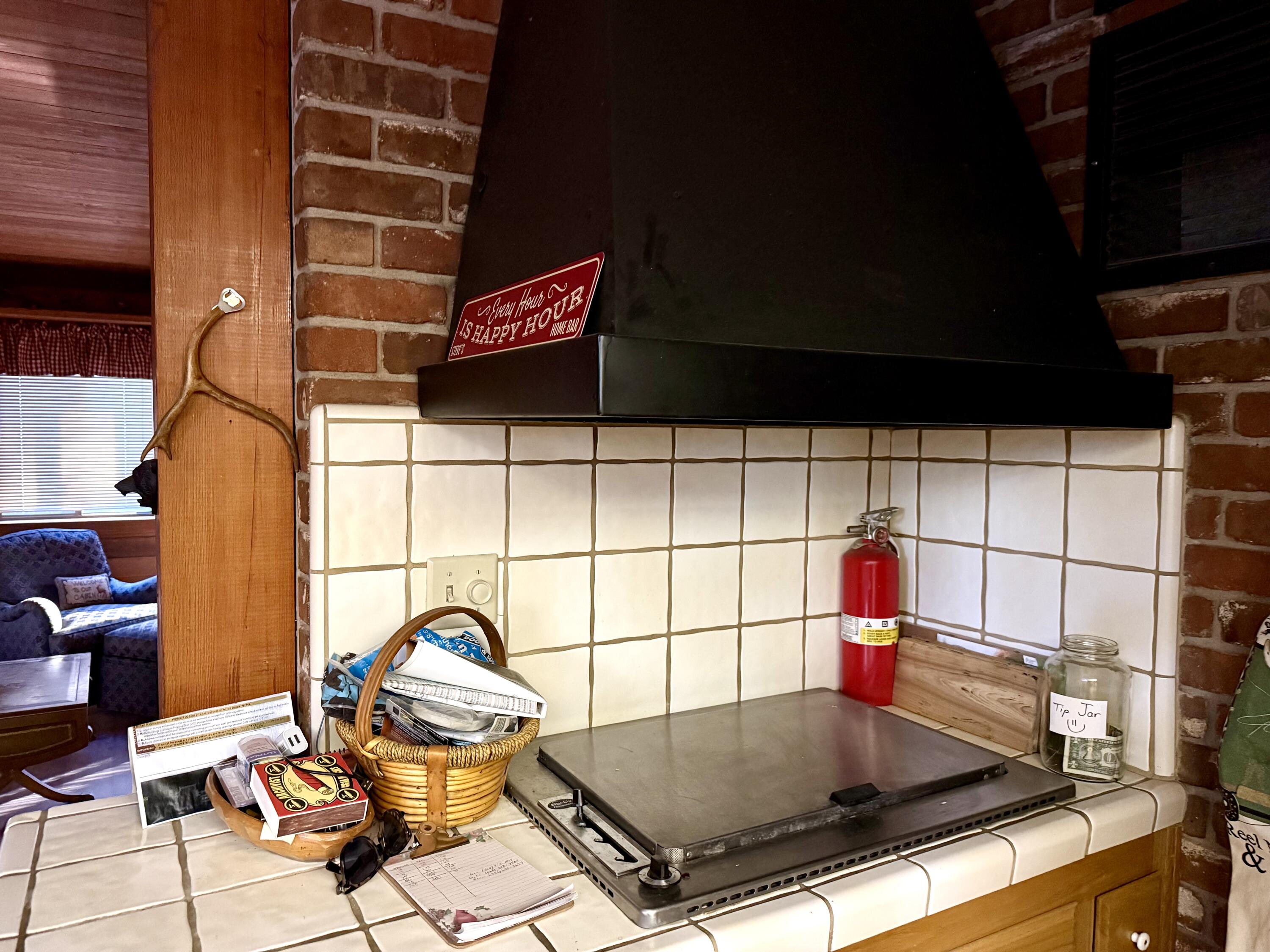 57148 Kramer Dr, Springville, CA 93265