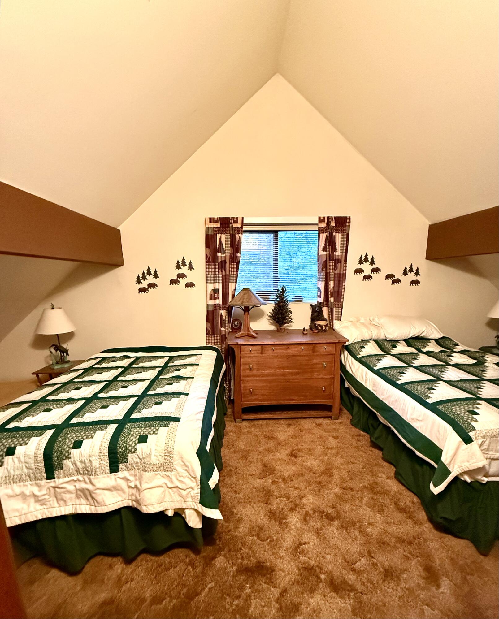 57148 Kramer Dr, Springville, CA 93265