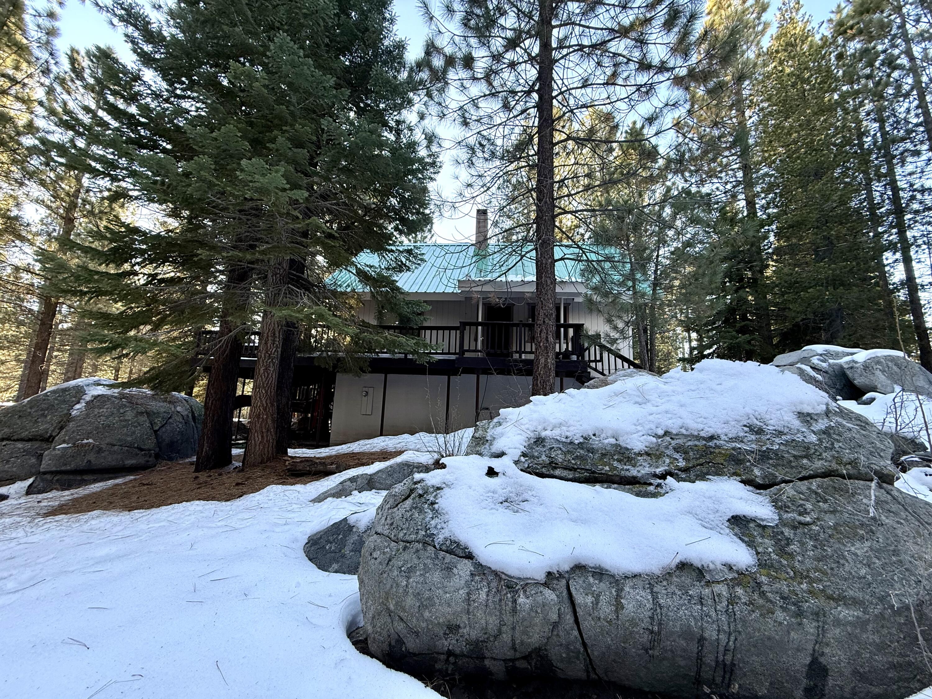 57148 Kramer Dr, Springville, CA 93265