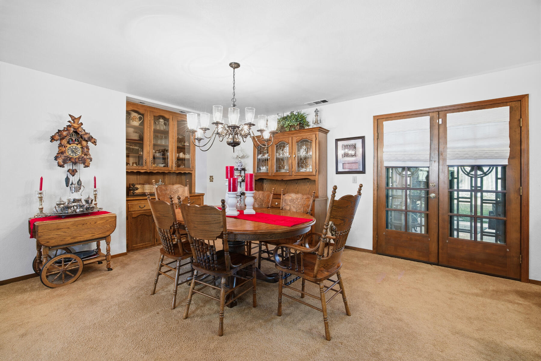 1022 W La Vida Ave, Visalia, CA 93277