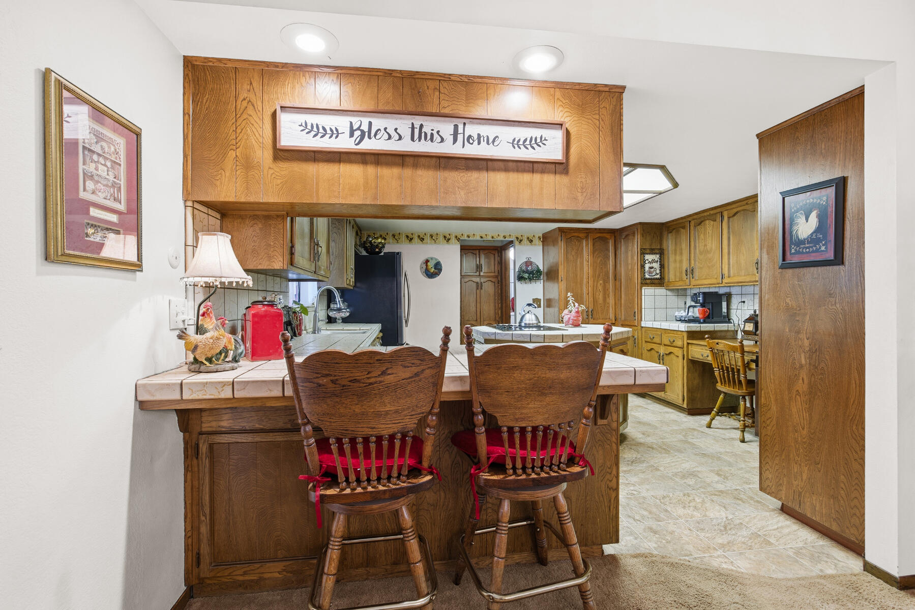 1022 W La Vida Ave, Visalia, CA 93277