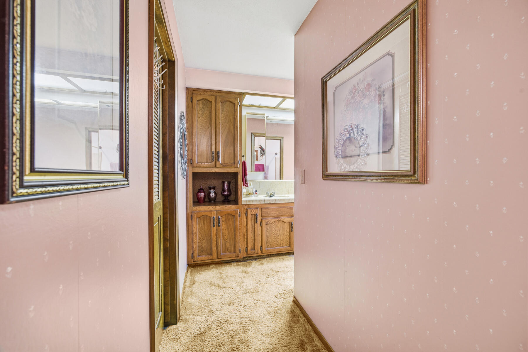 1022 W La Vida Ave, Visalia, CA 93277