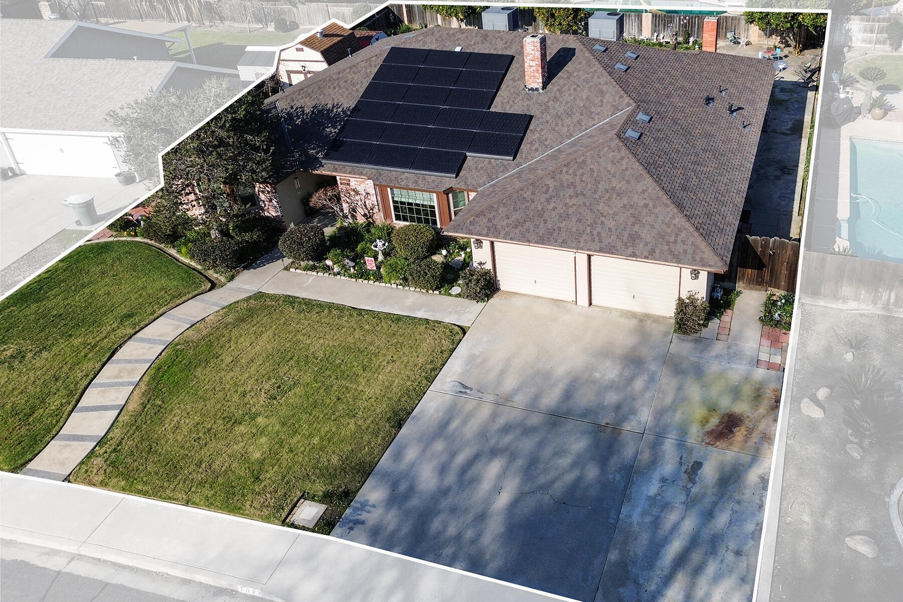 1022 W La Vida Ave, Visalia, CA 93277