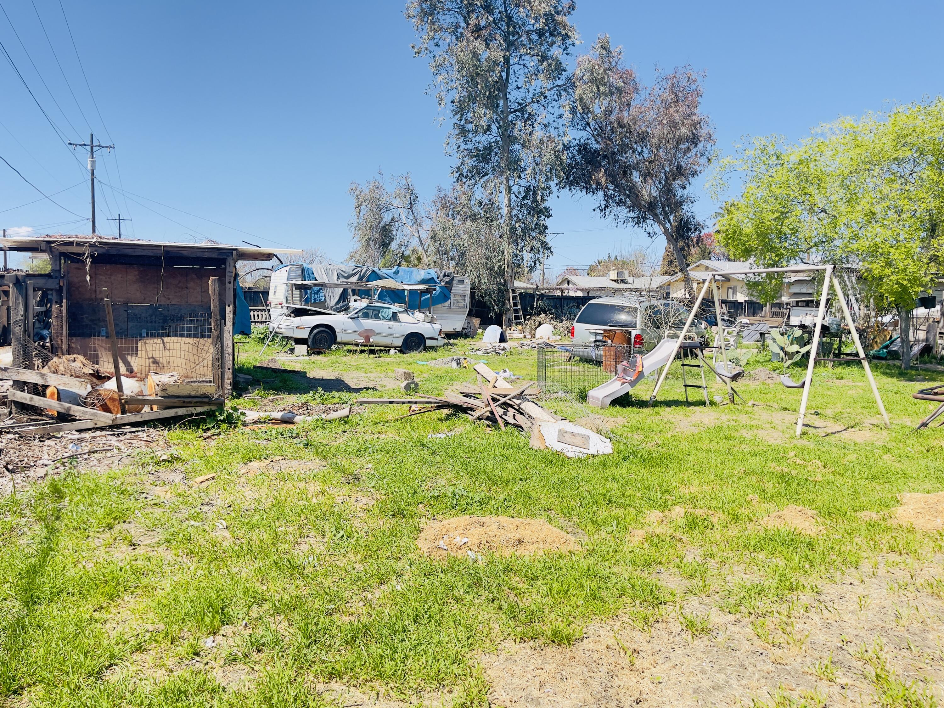 1001 W 7th St, Hanford, CA 93230