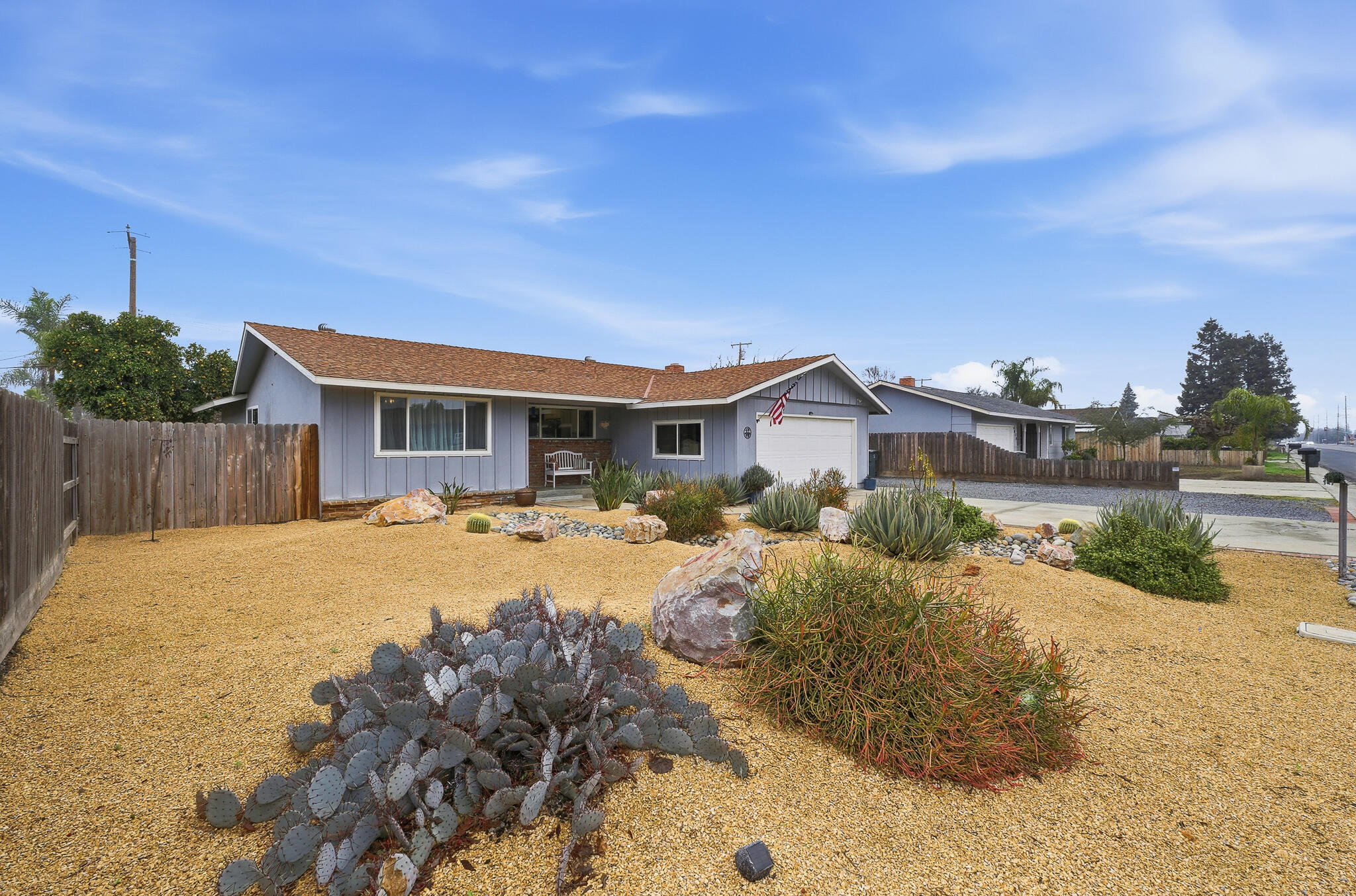 4032 W Walnut Ave, Visalia, CA 93277