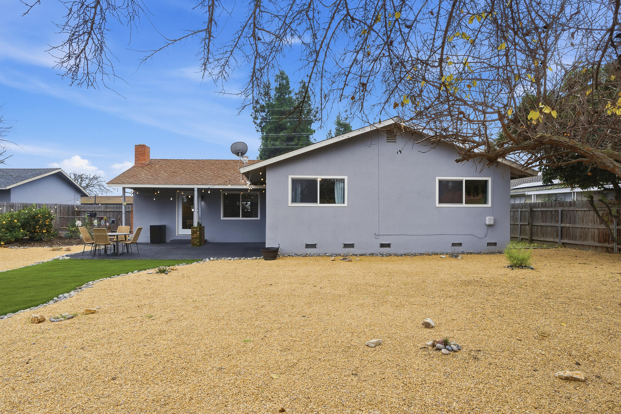 4032 W Walnut Ave, Visalia, CA 93277
